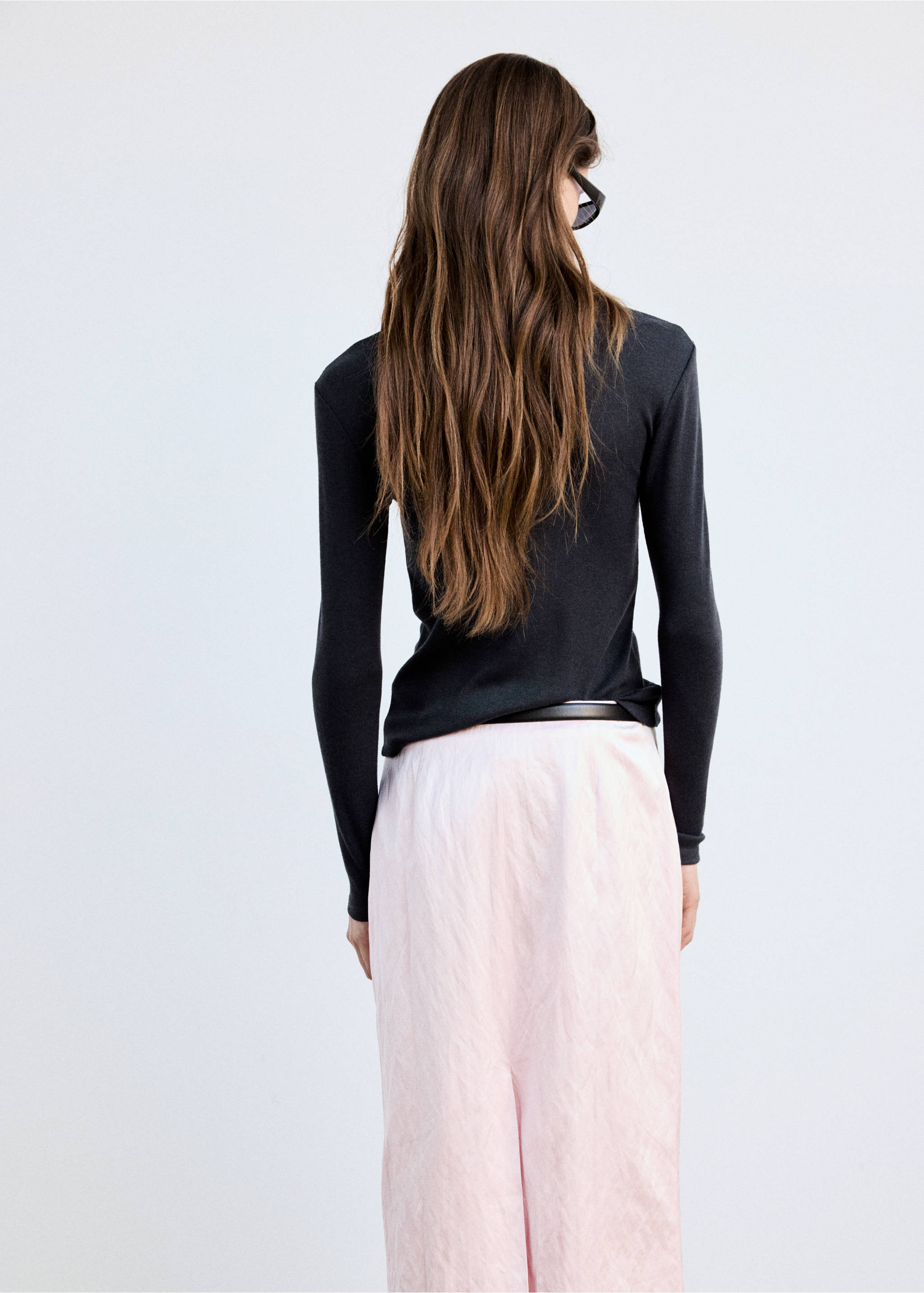Plain fitted T-shirt - Reverse of the article, Charcoal. Ref: 37077806-00.