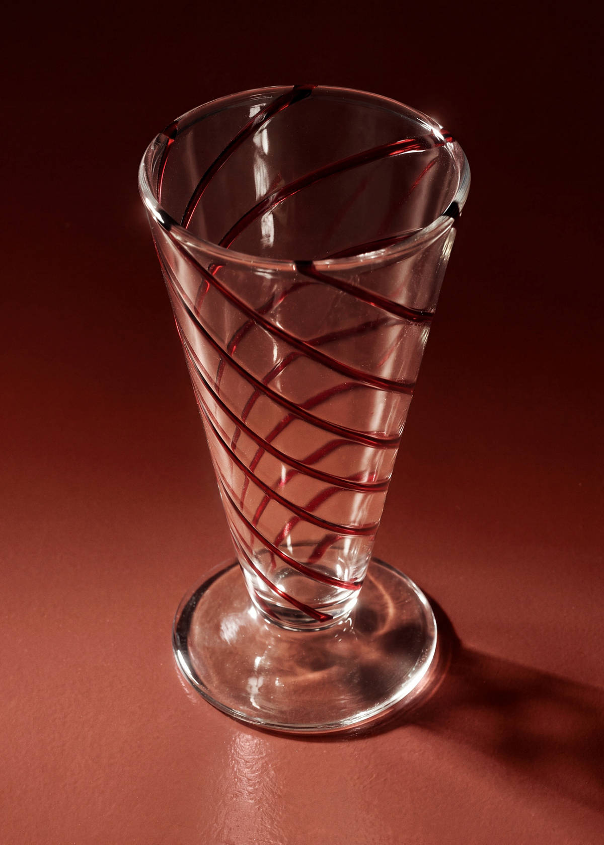 Striped crystal goblet — Red