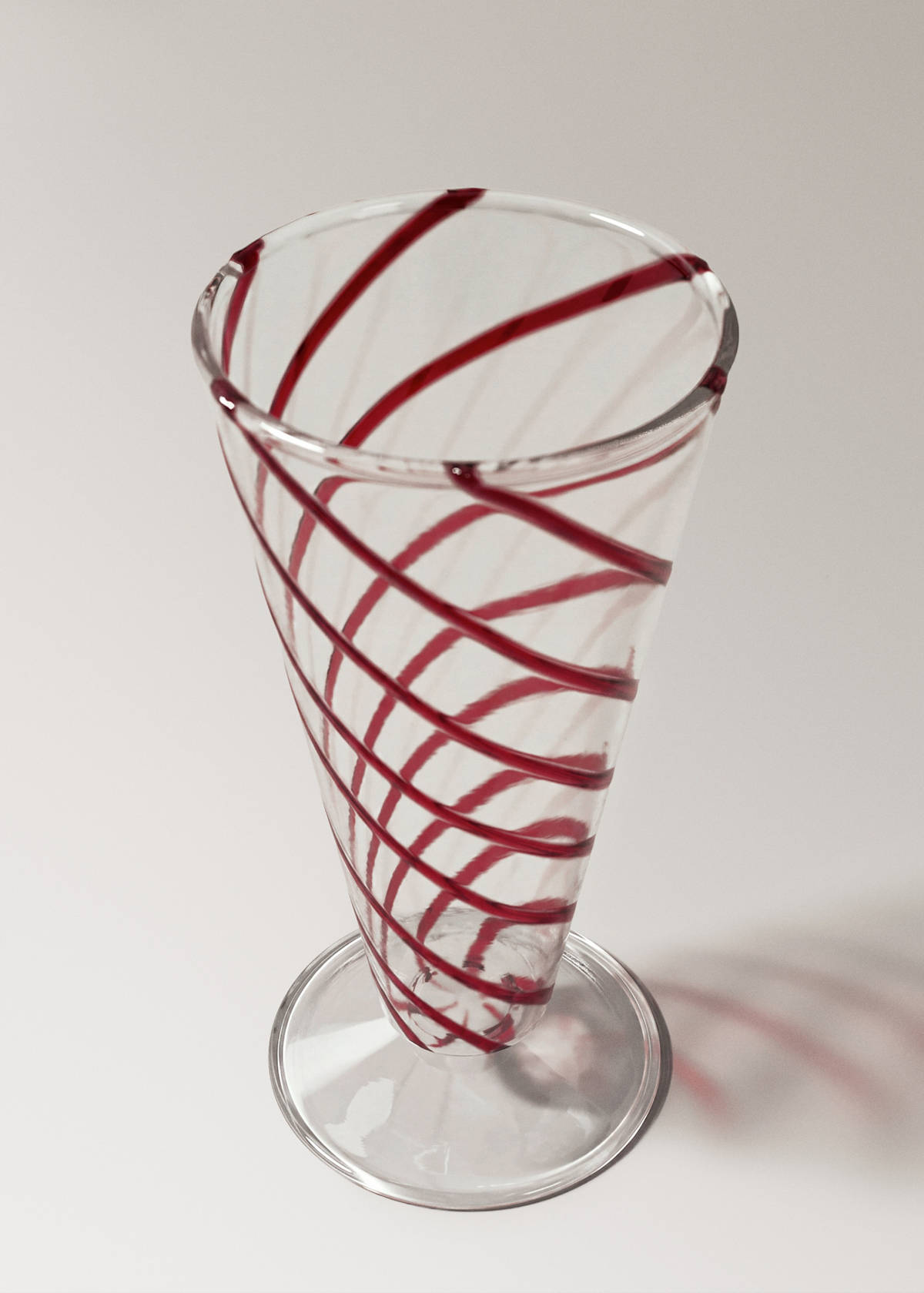 Striped crystal goblet — Red