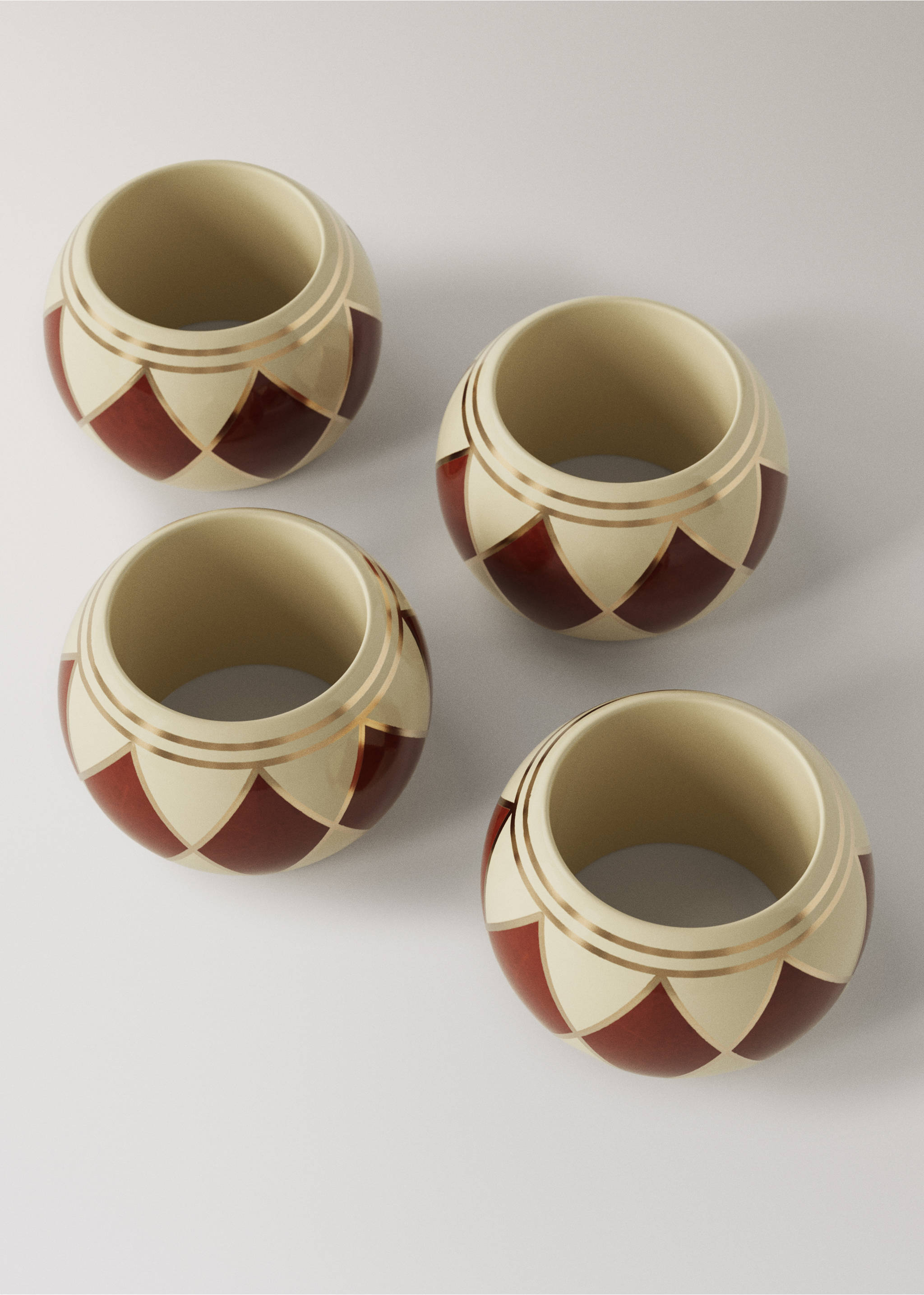 Set van 4 houten servetringen - Detail van het artikel 2, Rood. Ref: 37077893-00.