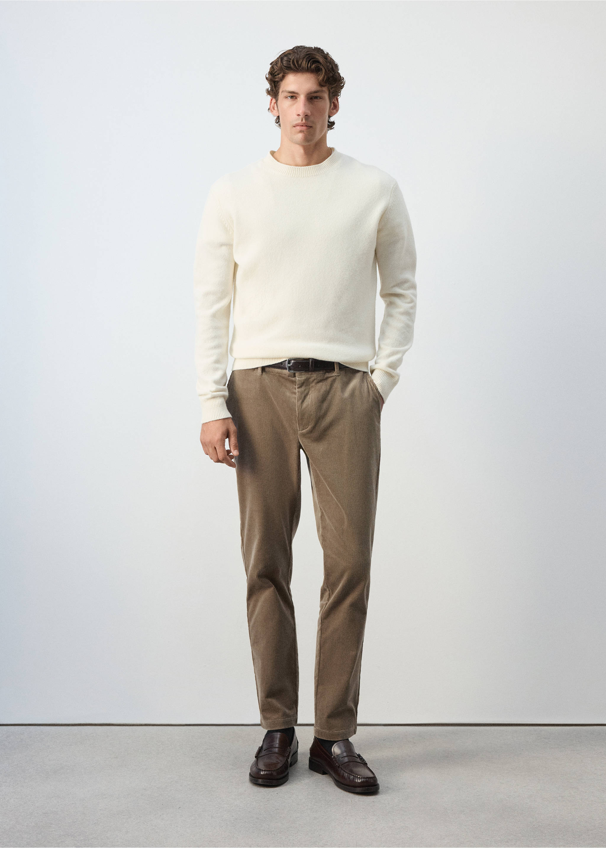 Corduroy slim-fit trousers - General plane, Tobacco Brown. Ref: 37077898-00.