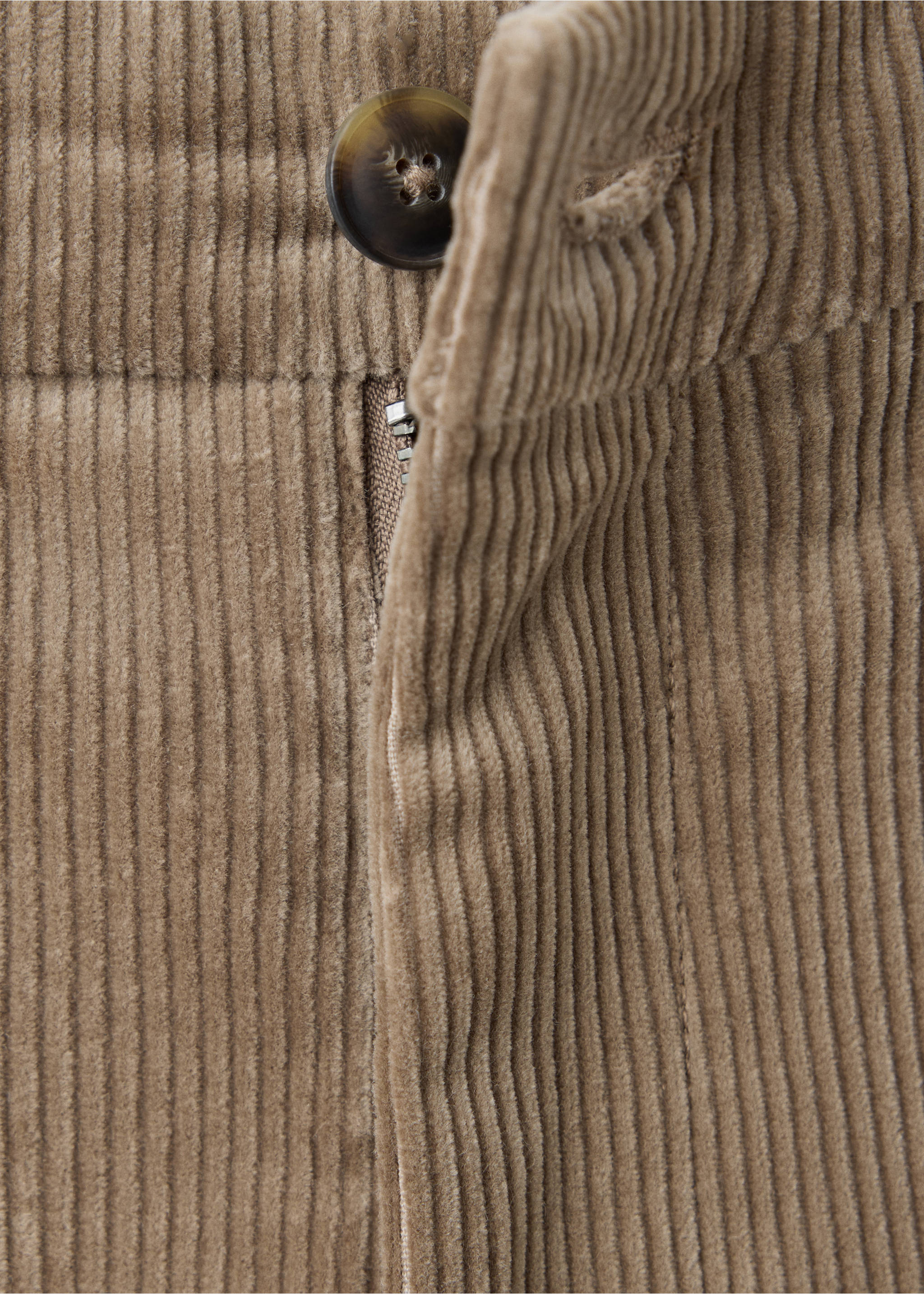 100% COTTON SLIM FIT TROUSERS - Details of the article 8, Tobacco Brown. Ref: 37077898-00.