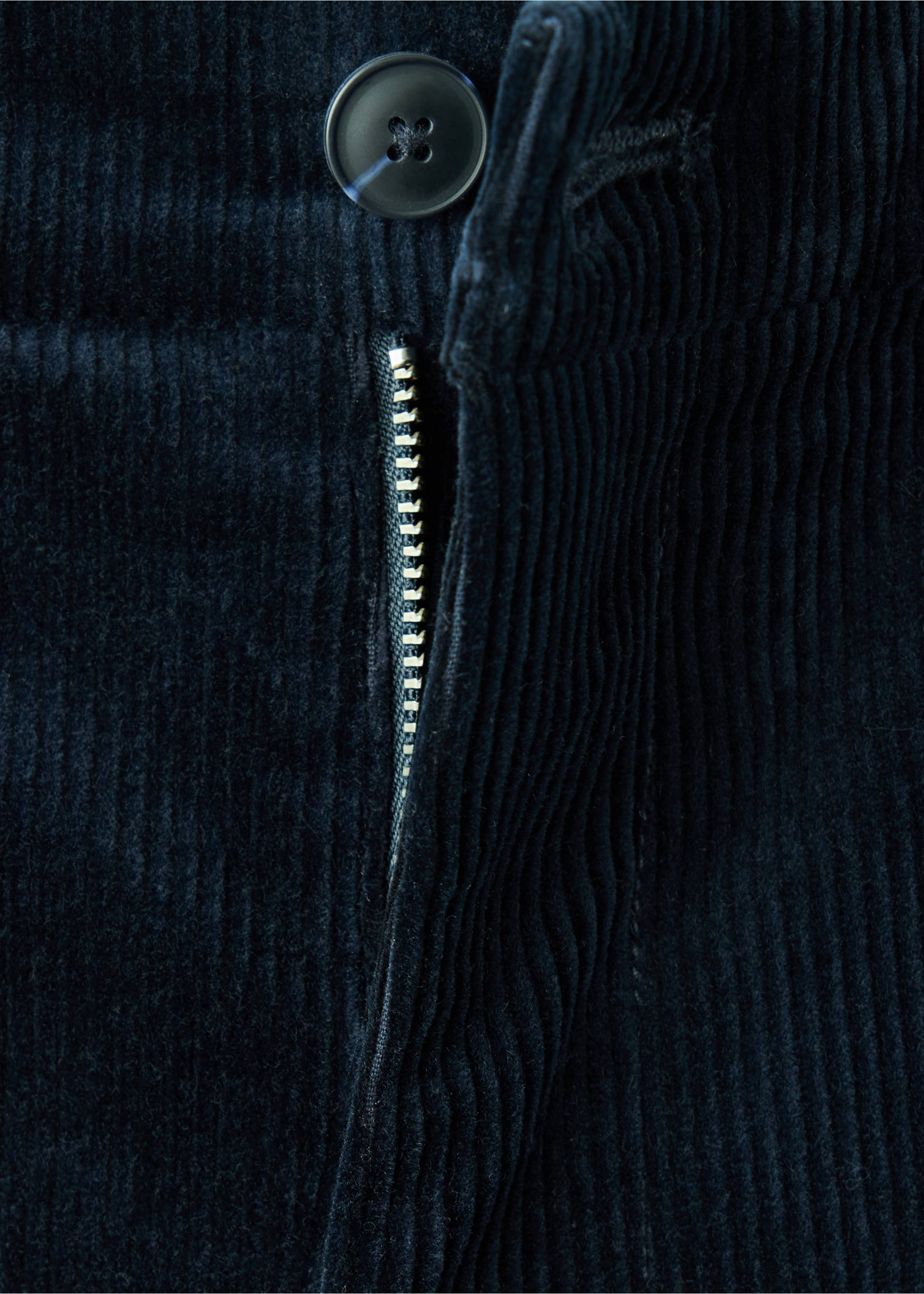 100% COTTON SLIM FIT TROUSERS - Details of the article 8, Navy. Ref: 37077898-00.