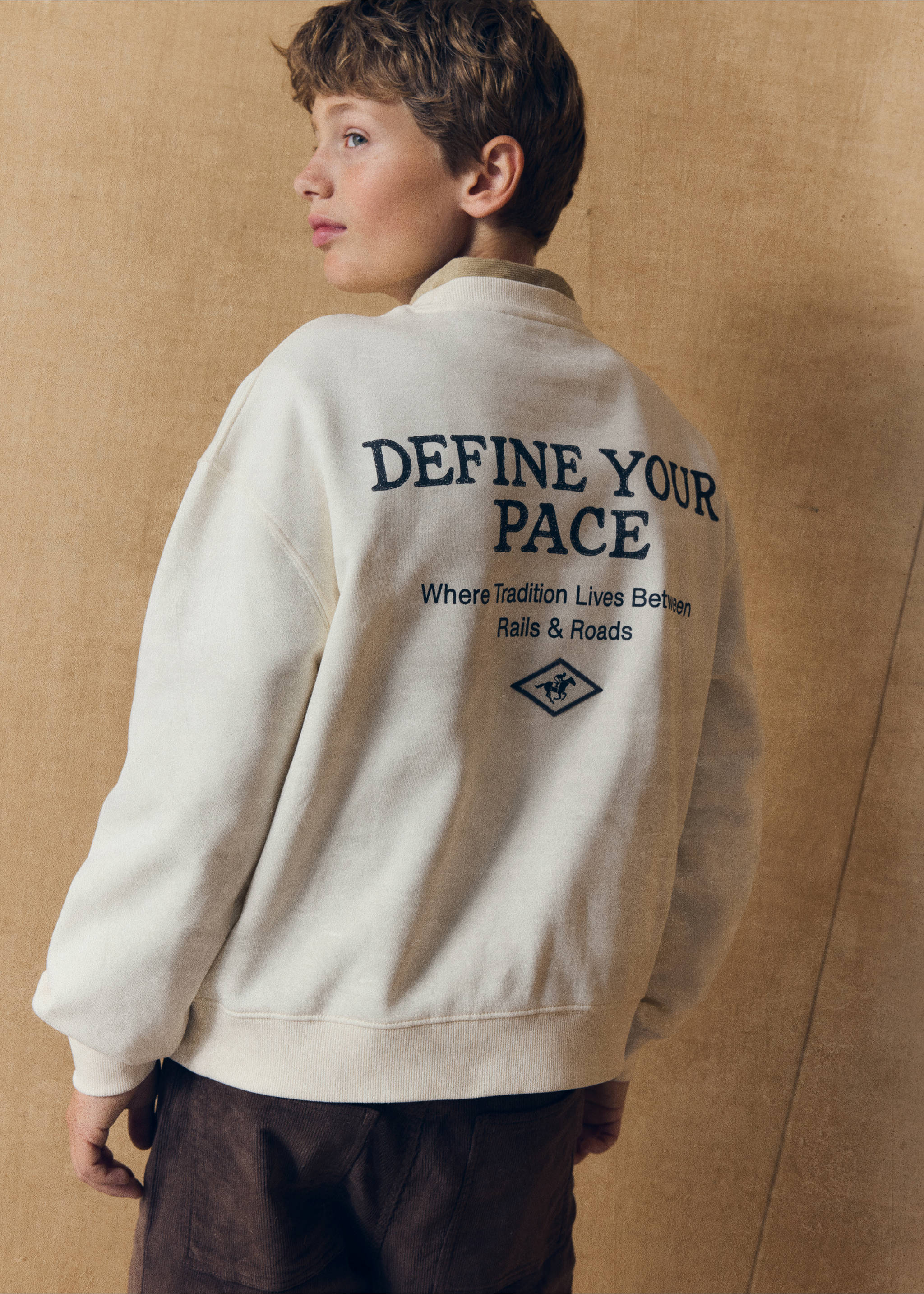 Gemustertes Oversized-Sweatshirt - Detail des Artikels 6, Cremeweiß. Ref: 37077913-00.