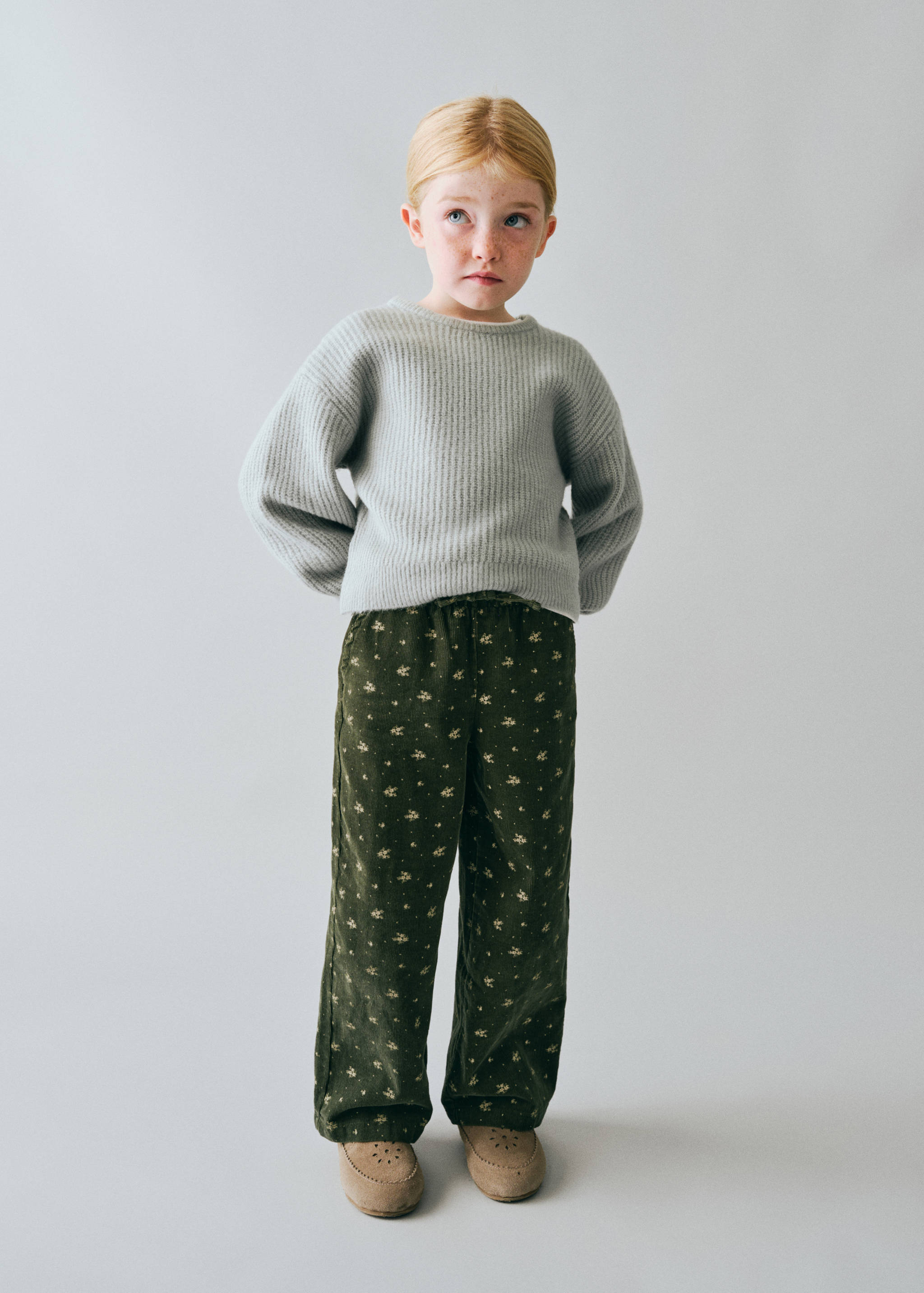 Pantalón pana estampado floral - Plano general