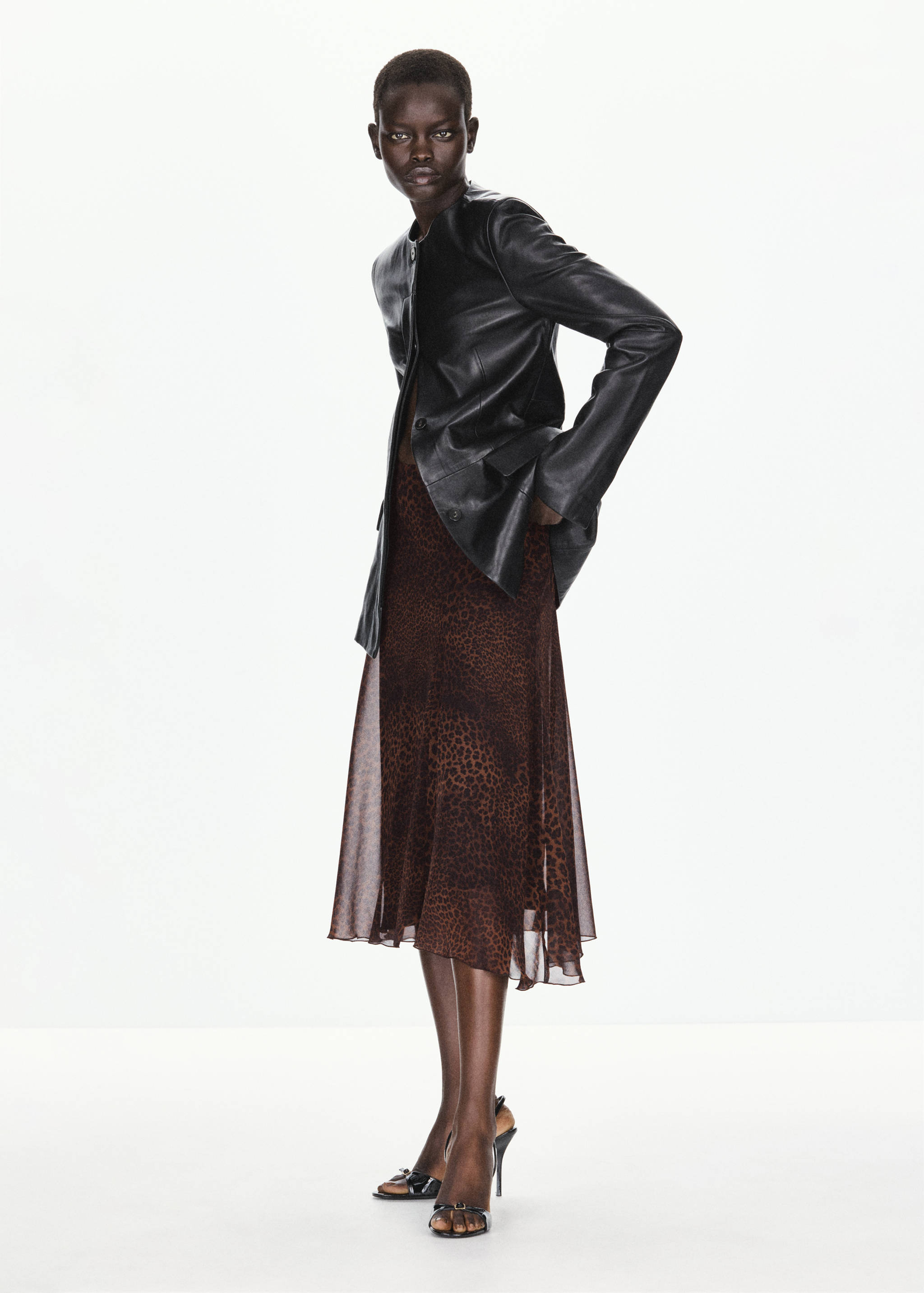 Asymmetric leopard-print skirt - General plane
