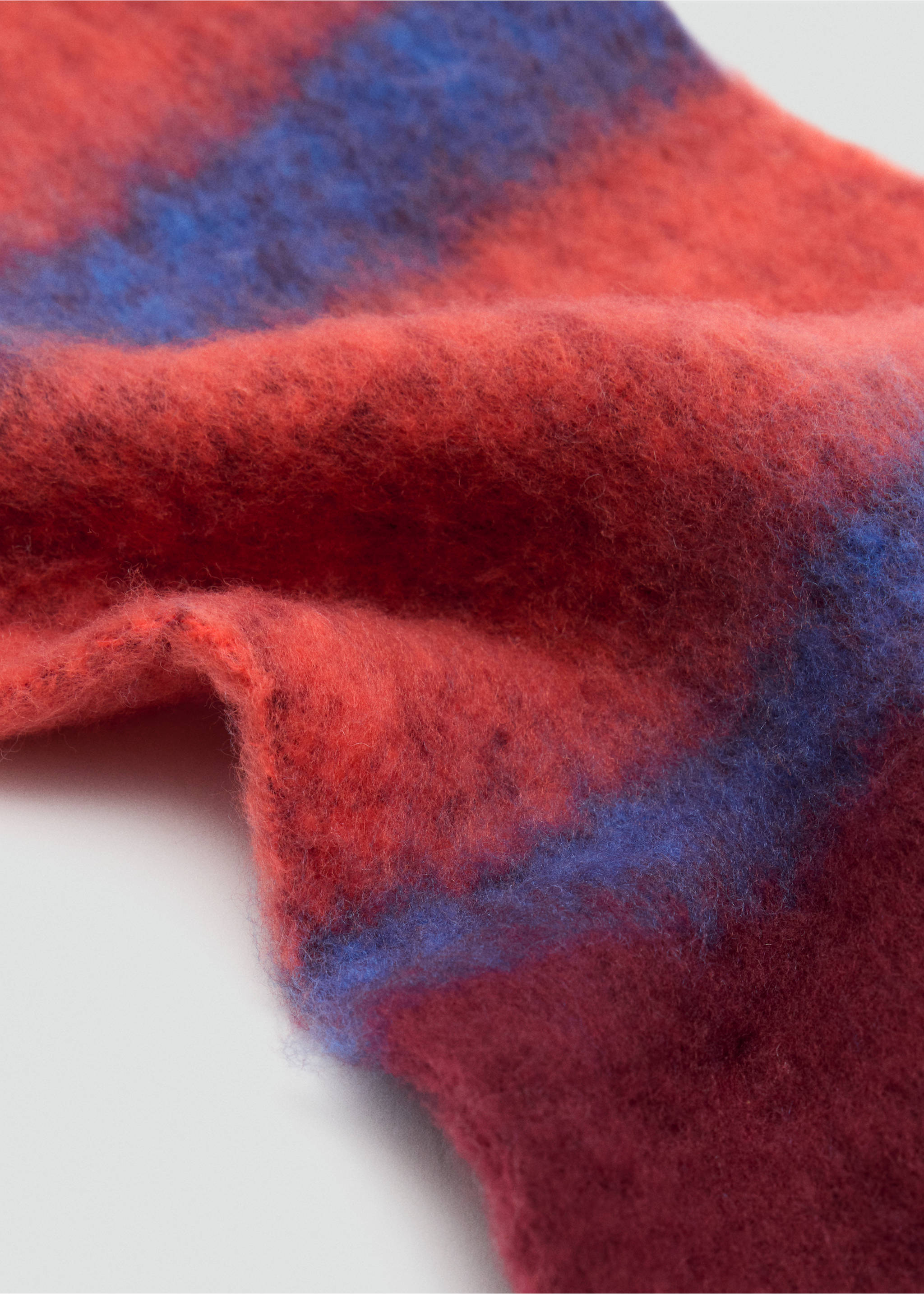 Striped knit scarf - Details of the article 1, Russet. Ref: 37078264-00.