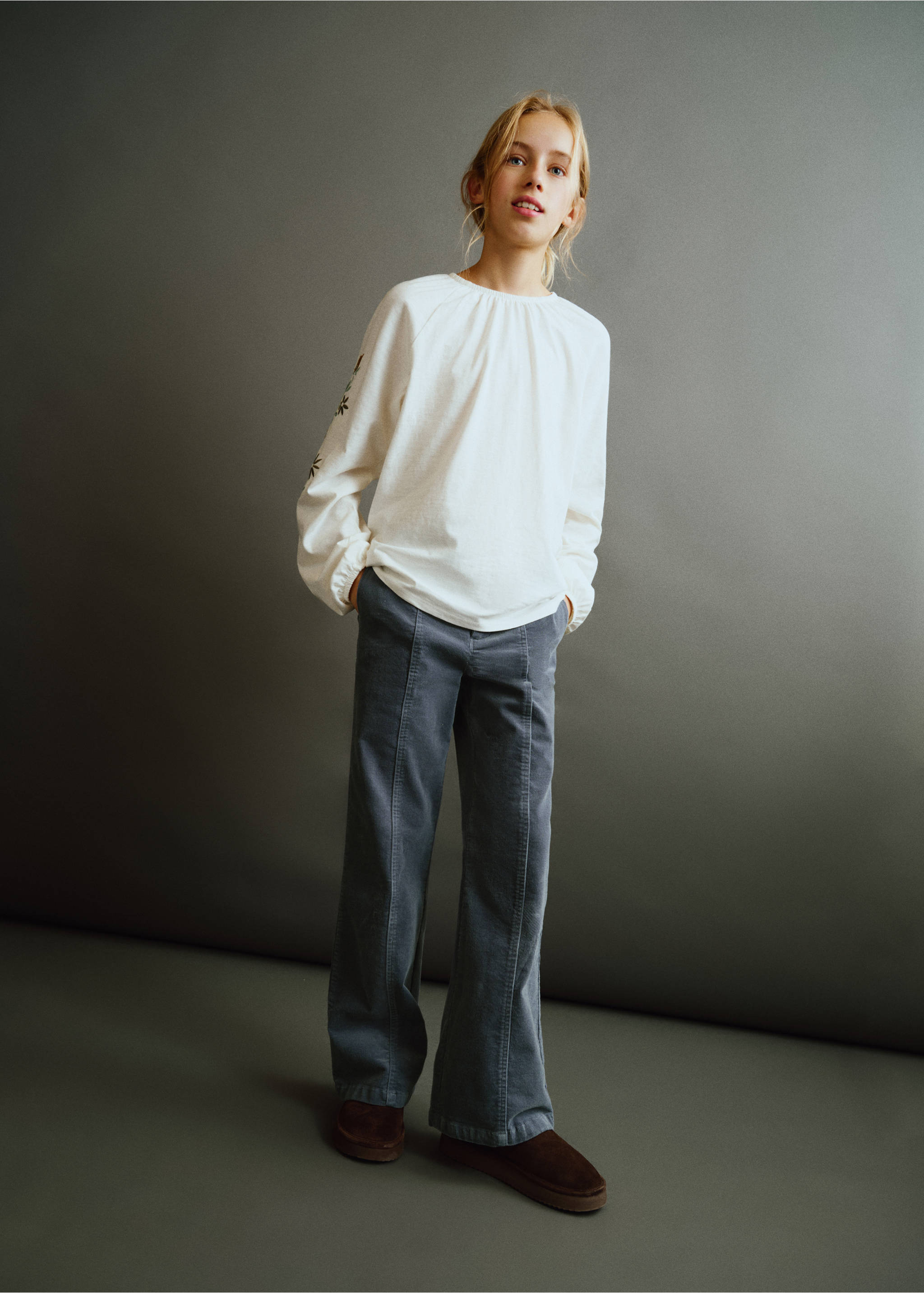Corduroy trousers with seams - General plane, Blue. Ref: 37078270-00.