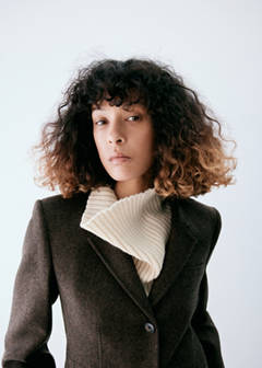 Tailored wool blazer — Brown 4