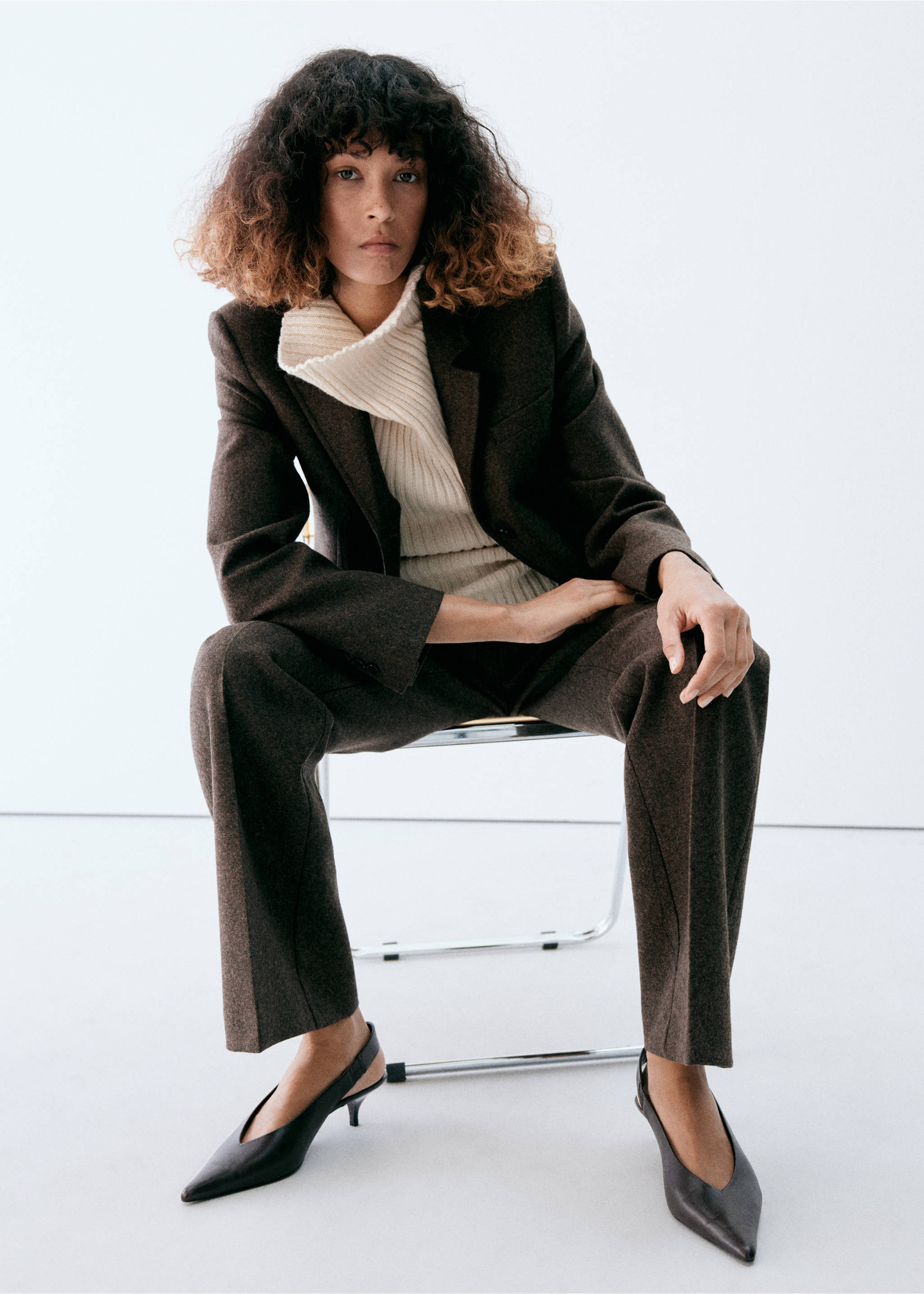 BLAZER FRAPPE - Details of the article 3, Brown. Ref: 37078640-00.