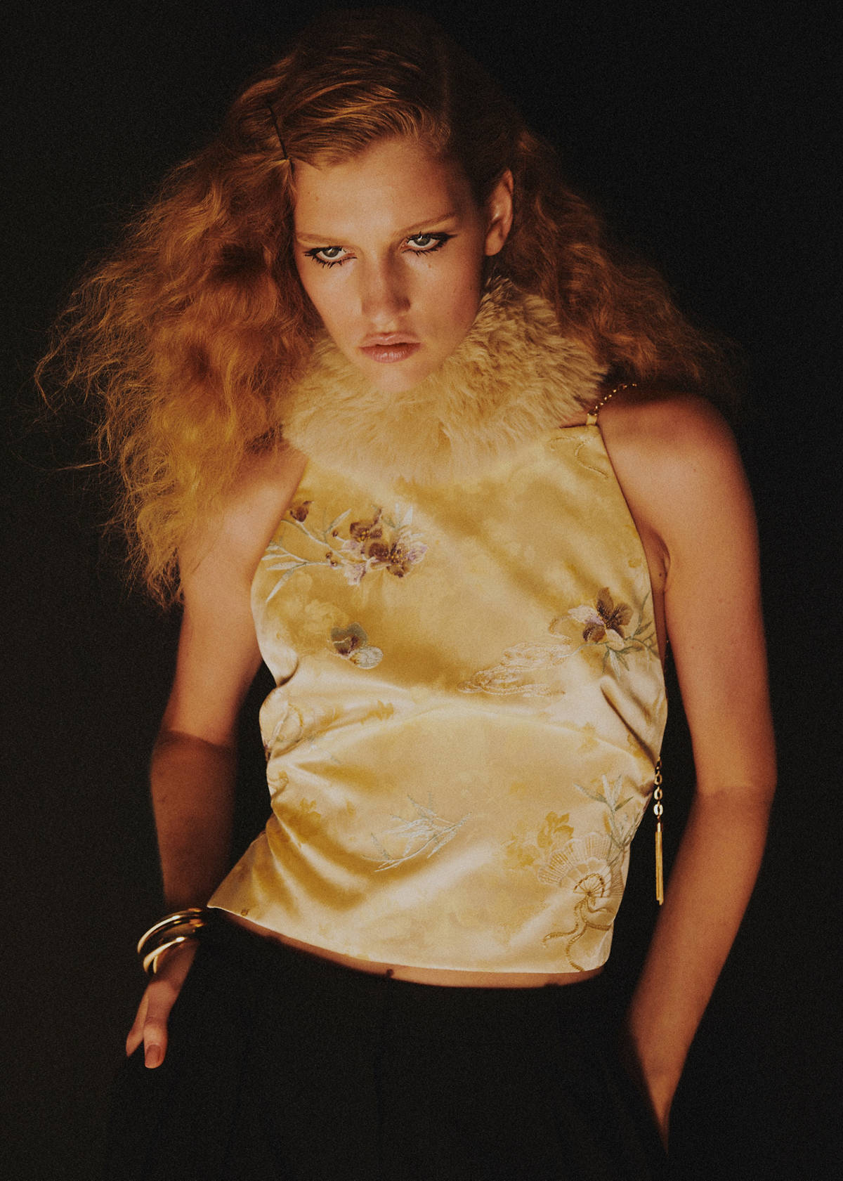 Jacquard top with metal strap