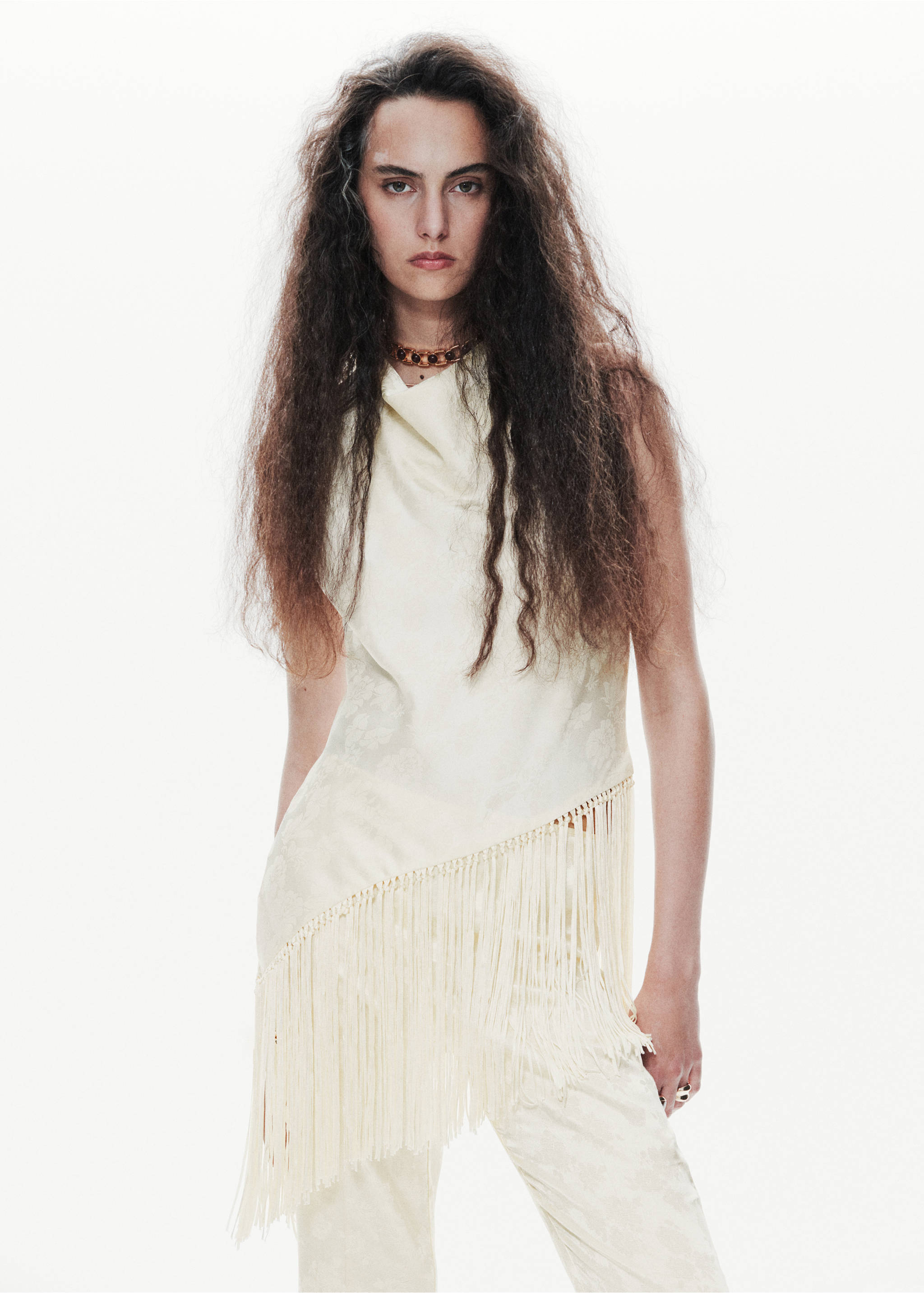 Off-white sleeveless top with a cowl neck and asymmetrical fringe hem., Ecru. Ref: 37079117-00.