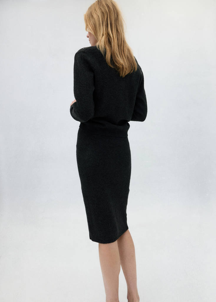Embroidered beaded knit skirt thumbnail 3