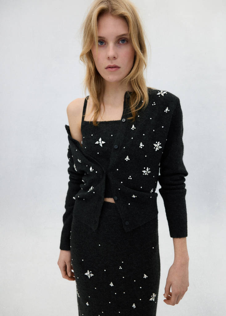 Embroidered beaded knit skirt thumbnail 4