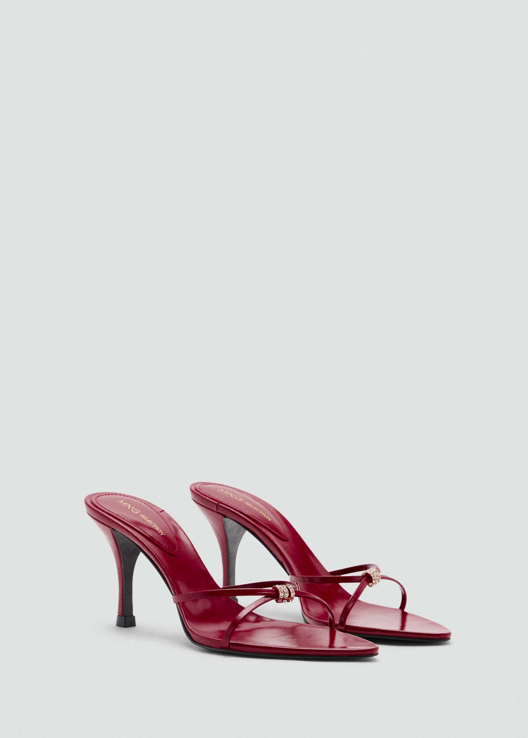 SANDALS DIAMOND - Plan moyen