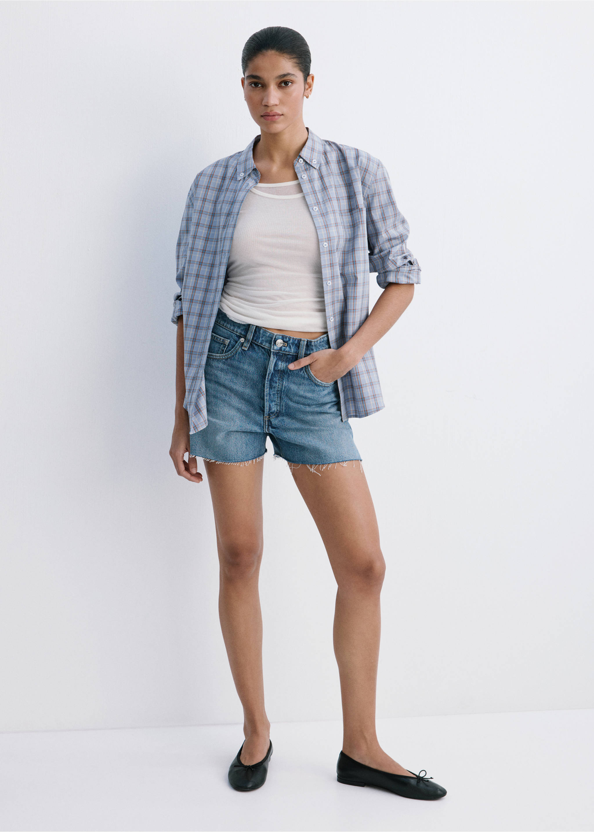 Denim shorts with frayed hem - General plane, Medium Blue. Ref: 37081328-00.