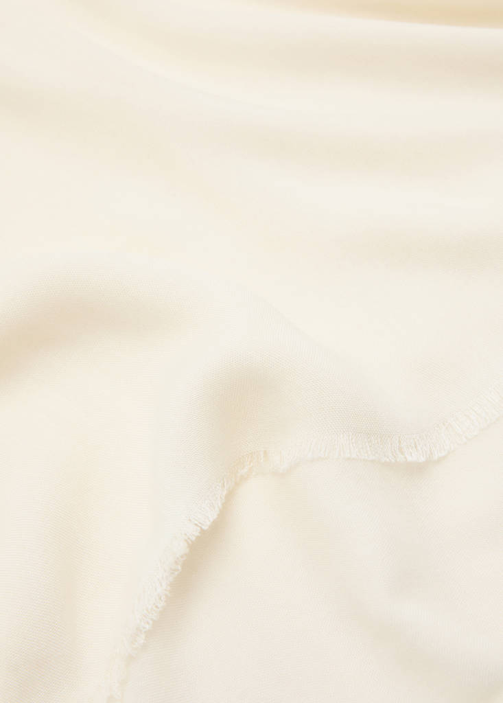 Frayed edge scarf — Ecru