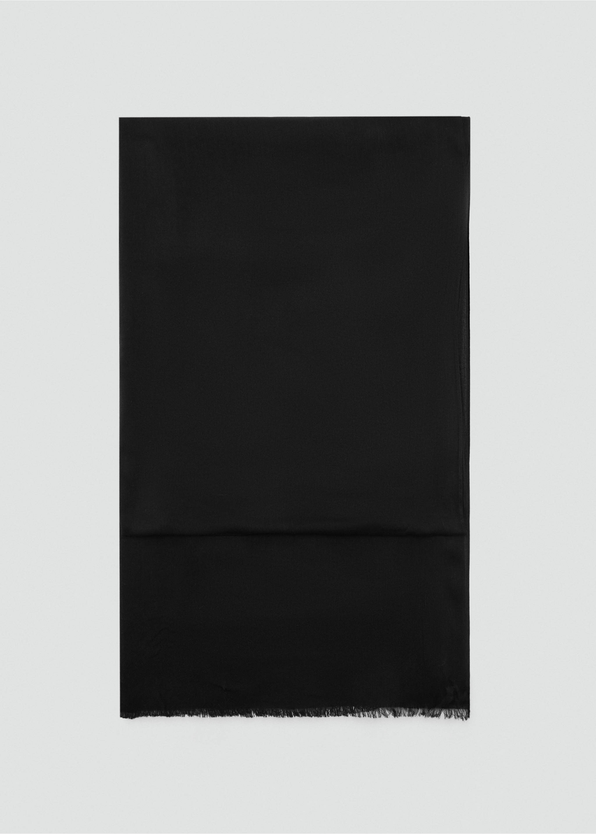 Foulard bords effilochés - Article sans modèle, Noir. Ref: 37081331-00.