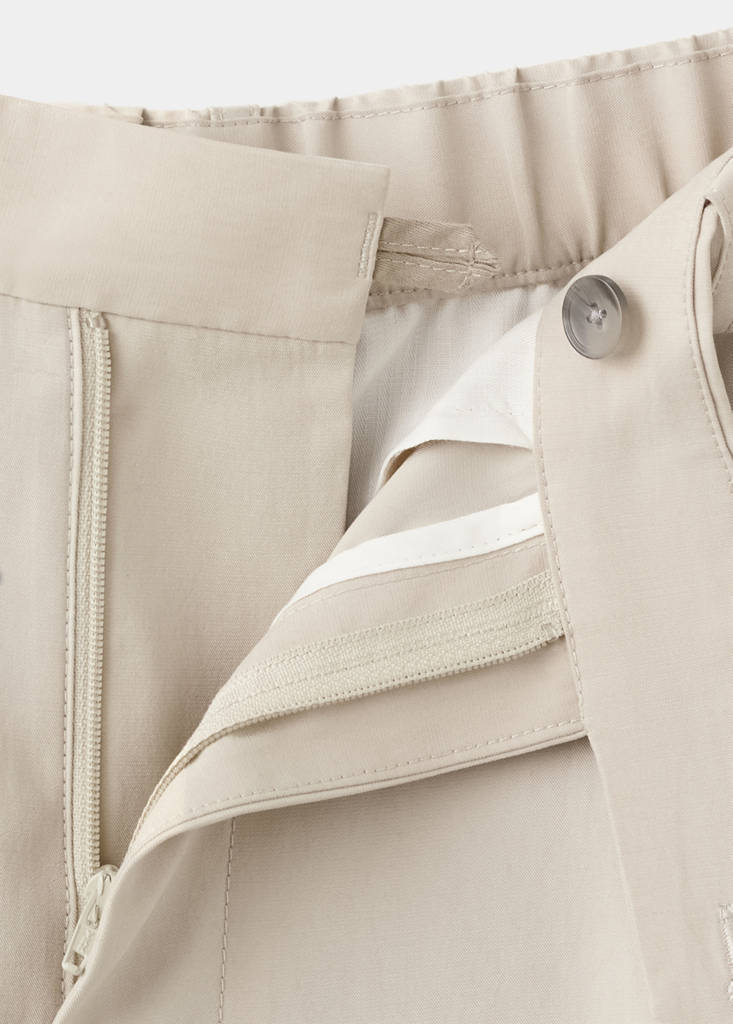 Regular-fit pleated trousers — Ivory White
