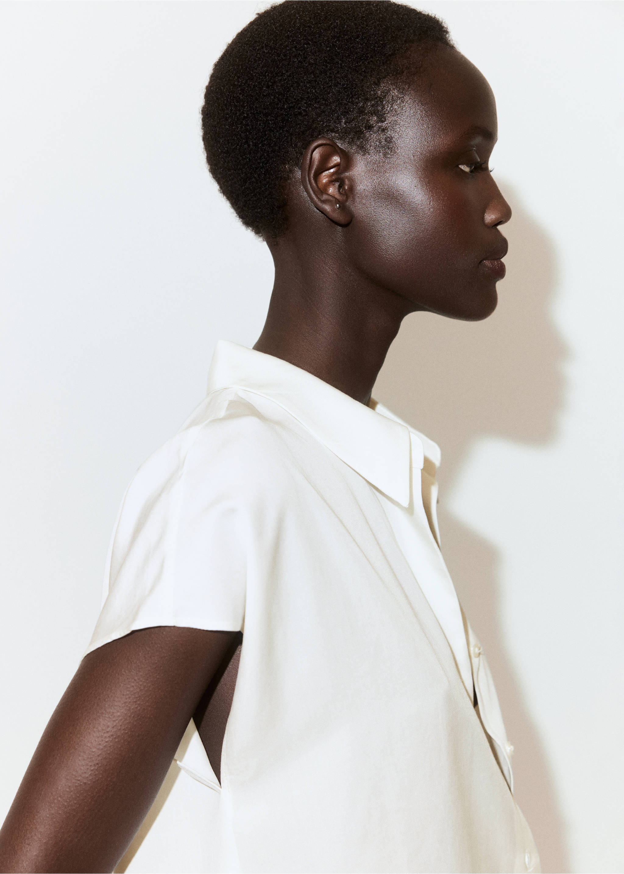 Chemise Lyocell manches courtes - Détail de l'article 6, Blanc cassé. Ref: 37081337-00.