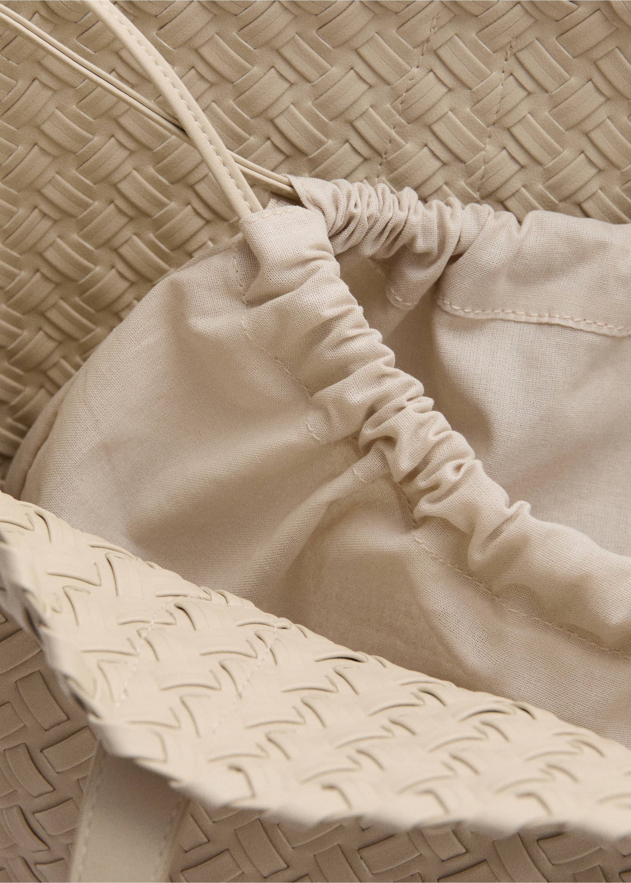 Плетеная сумка-тоут - Деталь изделия 2, Грязно-белый. Ref: 37081338-00.