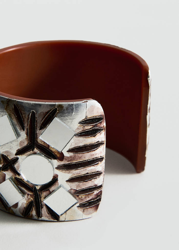 Resin cuff bracelet — Brown
