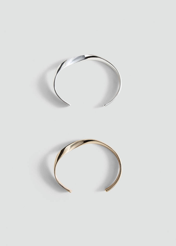 Fine rigid bangle — Gold