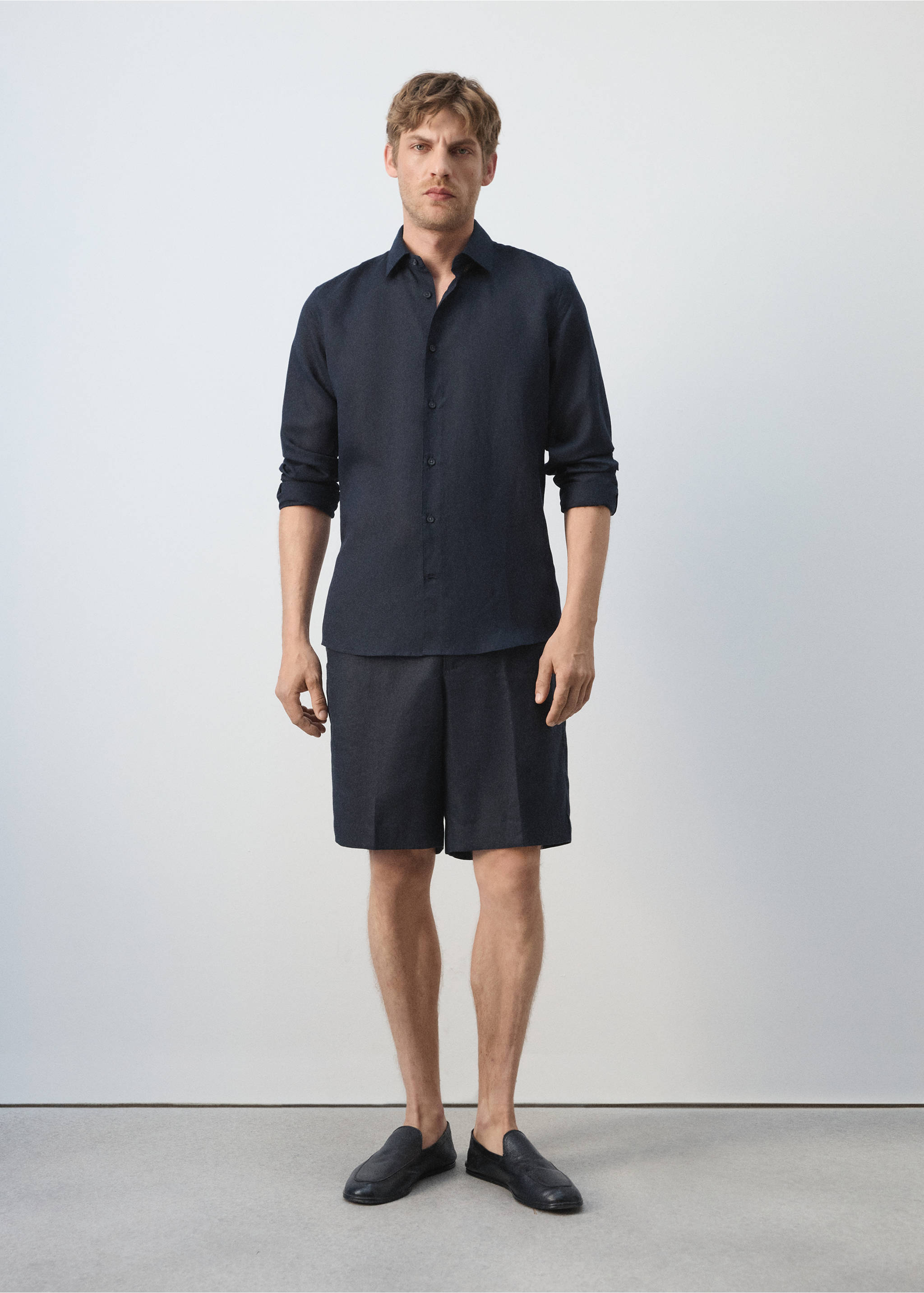 Chemise regular fit lin lyocell - Plan général, Bleu marine foncé. Ref: 37081352-00.