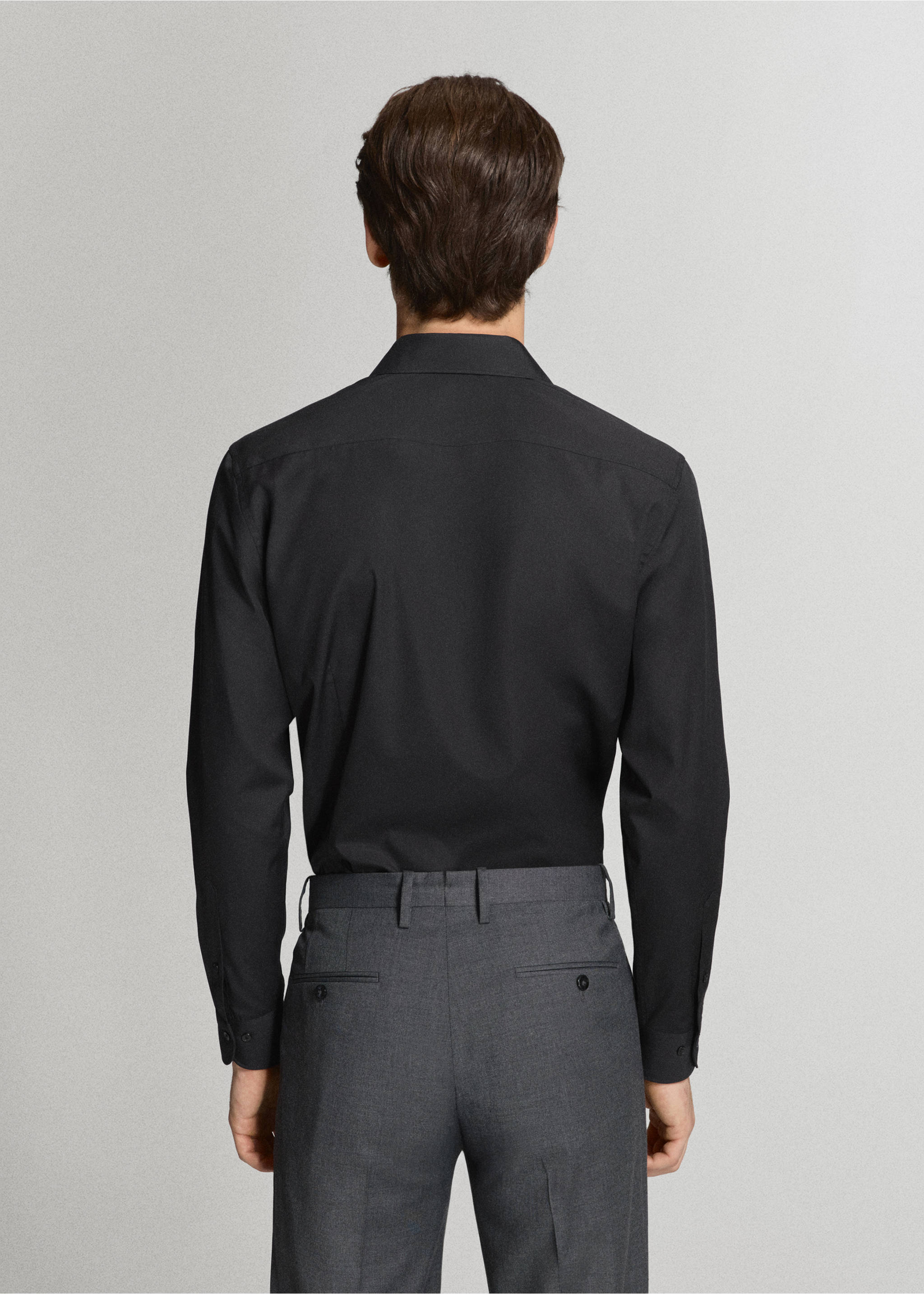 Slim-fit cotton poplin suit shirt - Reverse of the article, Black. Ref: 37081355-00.