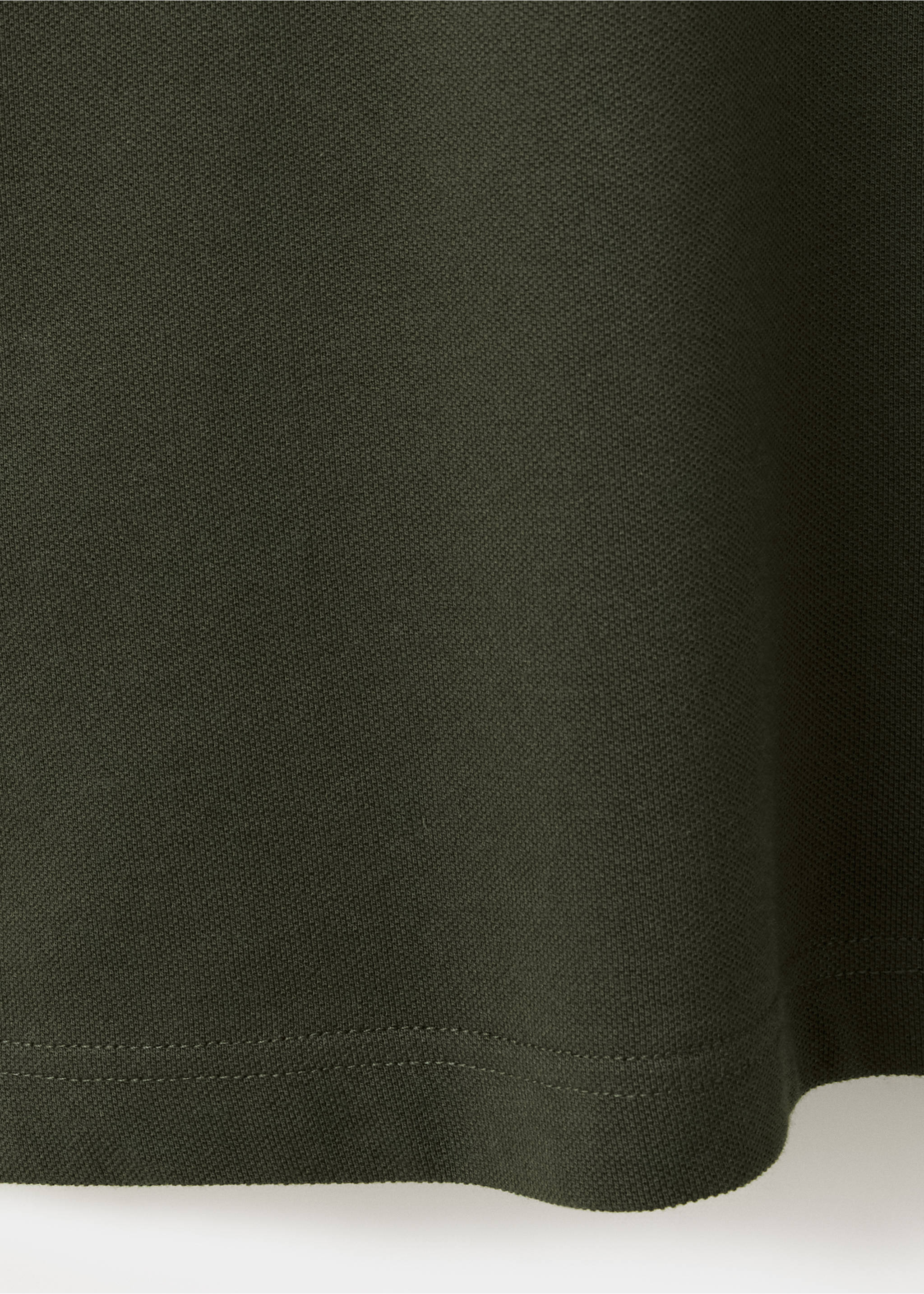 100% cotton piqué polo - Details of the article 0, Medium Green. Ref: 37081368-00.
