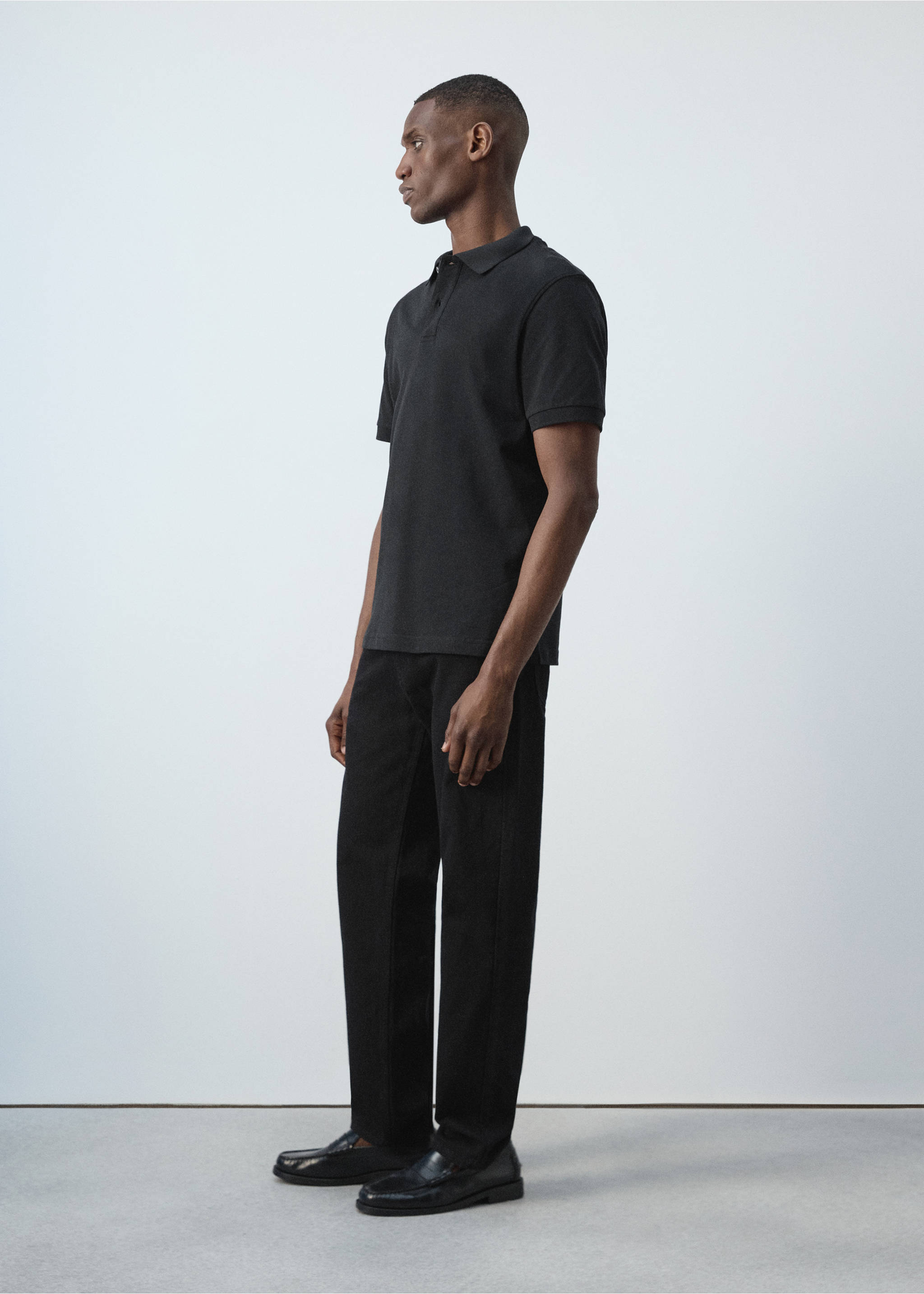 Regular-fit cotton piqué polo shirt - Details of the article 2, Black. Ref: 37081368-00.