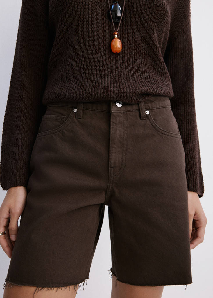 Straight low-rise denim Bermuda shorts — Chocolate