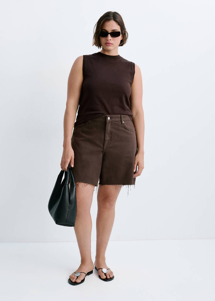 Straight low-rise denim Bermuda shorts — Chocolate