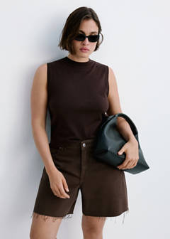 Straight low-rise denim Bermuda shorts — Chocolate 7