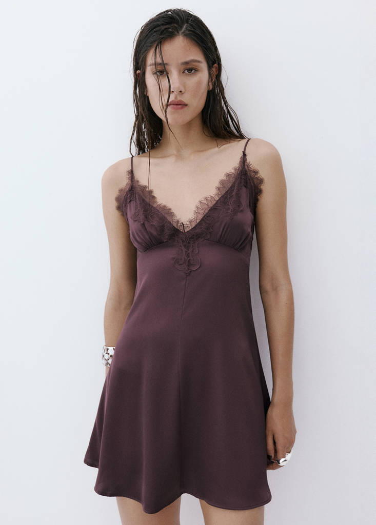 Satin lace dress — Lilac