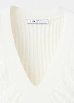 V-neck knitted dress — White 7