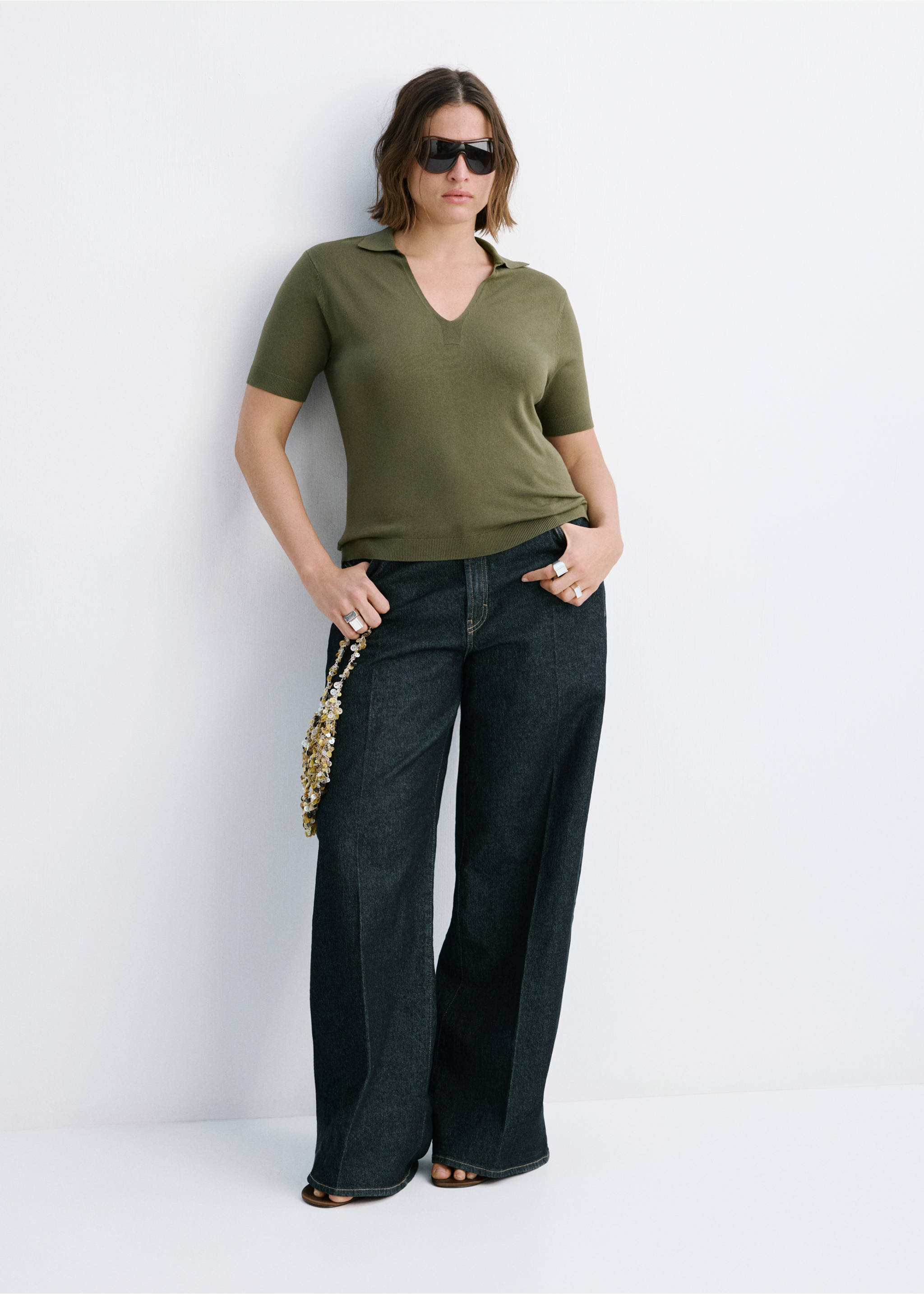 Fine-knit polo shirt - Details of the article 3, Khaki. Ref: 37081376-00.