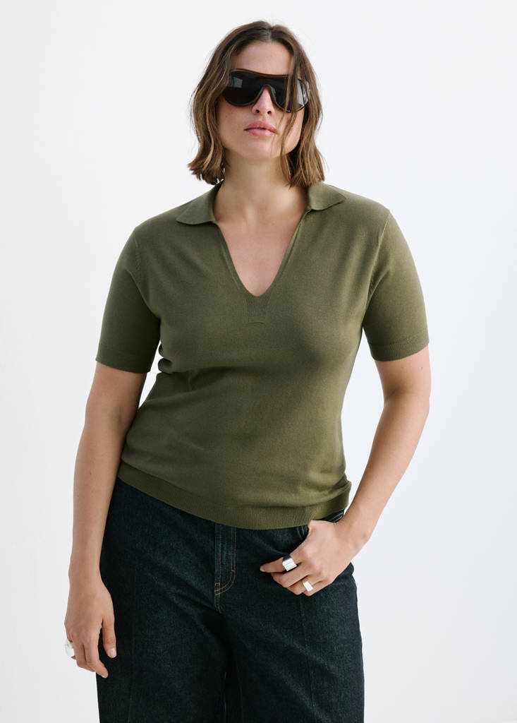 Fitted fine-knit polo — Khaki