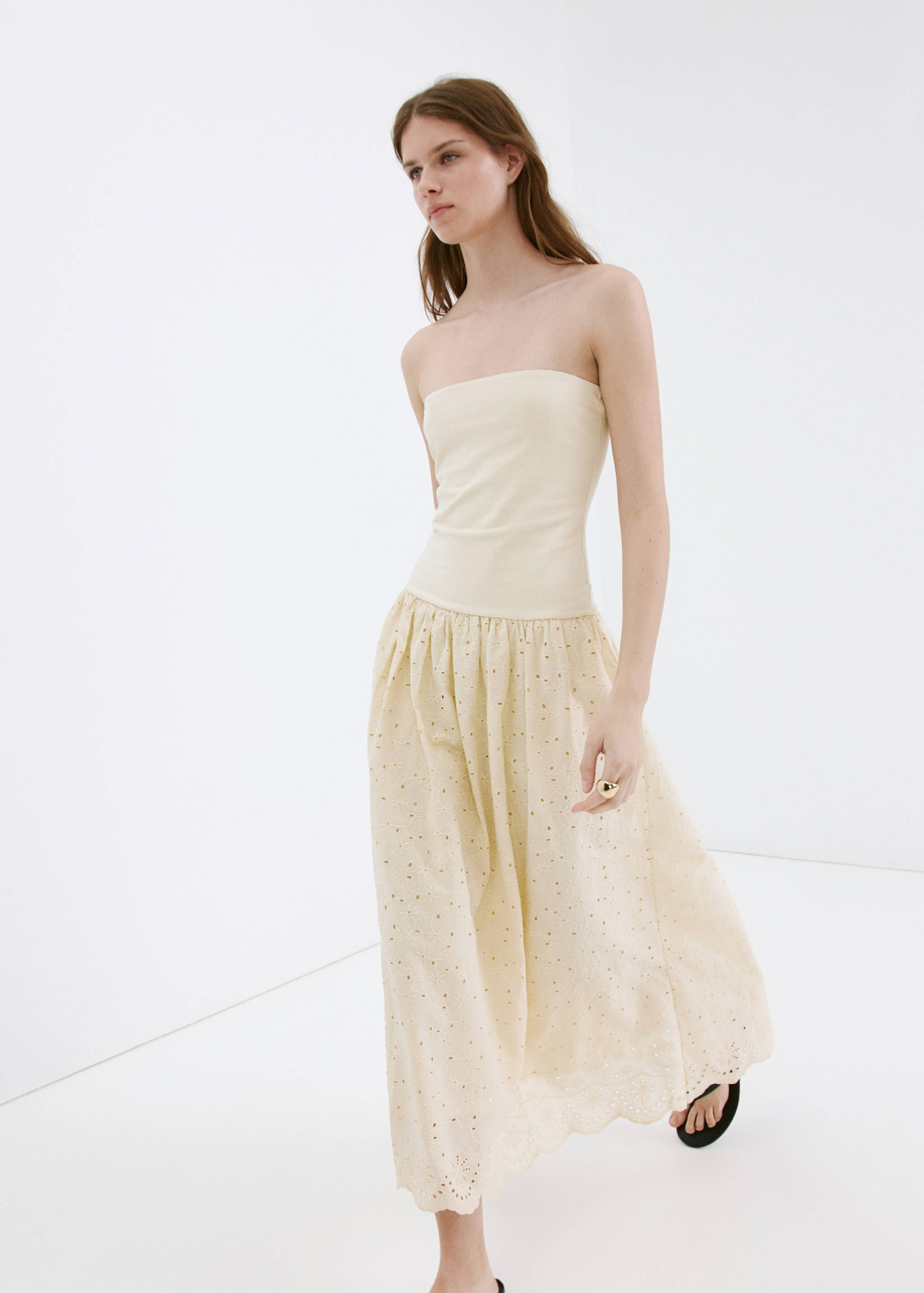 Embroidered cutwork bandeau dress - Details of the article 3