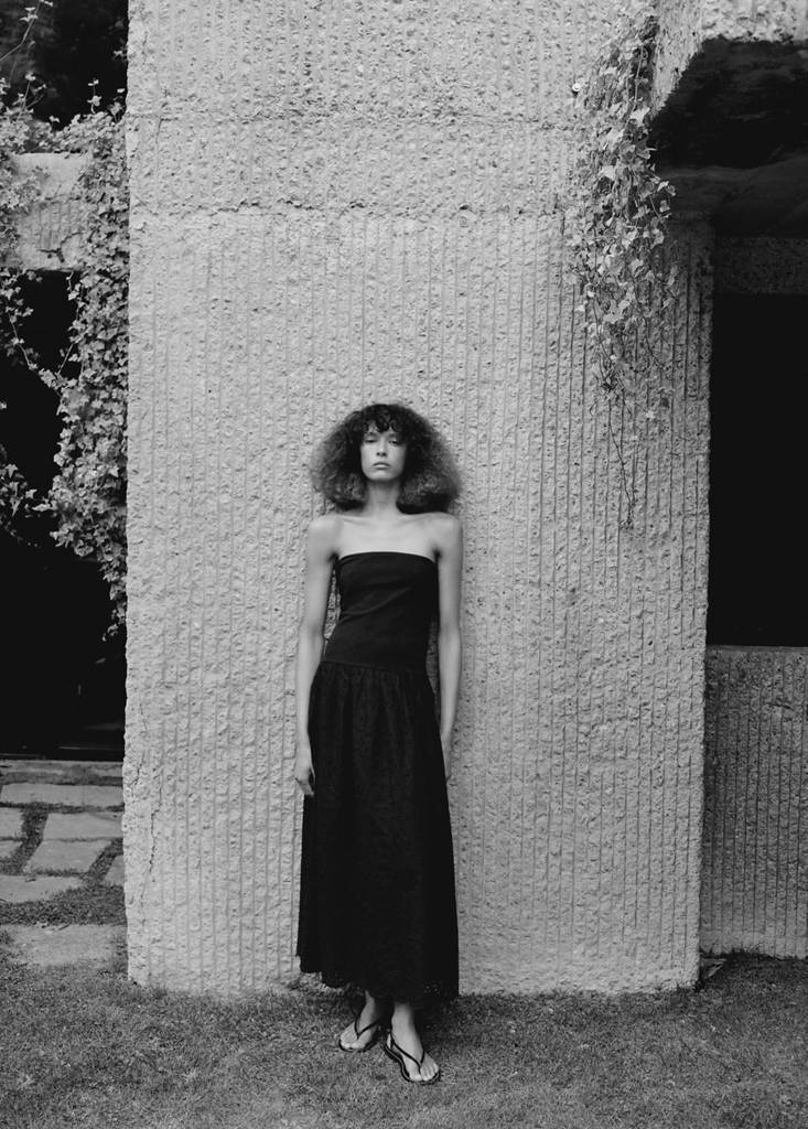 Strapless dress with broderie anglaise embroidery — Black