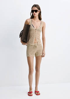 Crochet buttoned gilet — Sand 2
