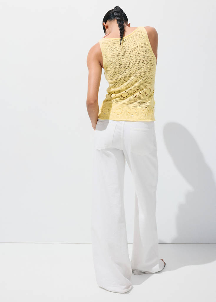 Crochet buttoned gilet - thumbnail 3