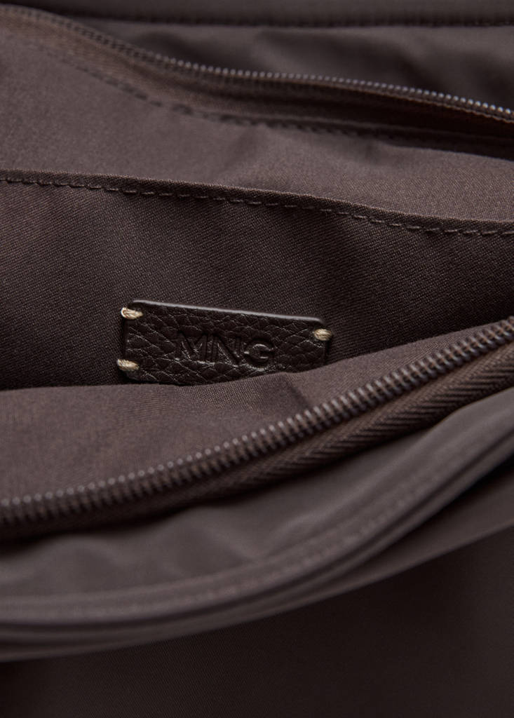 Shopper bag with buckle details — Chocolate
