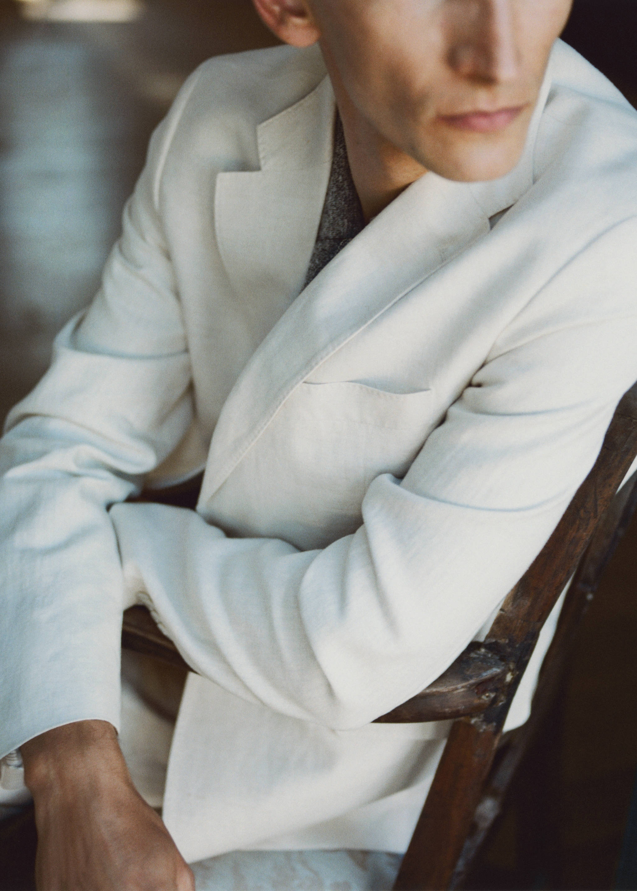 Amalfi 100% linen slim-fit suit jacket - Details of the article 5