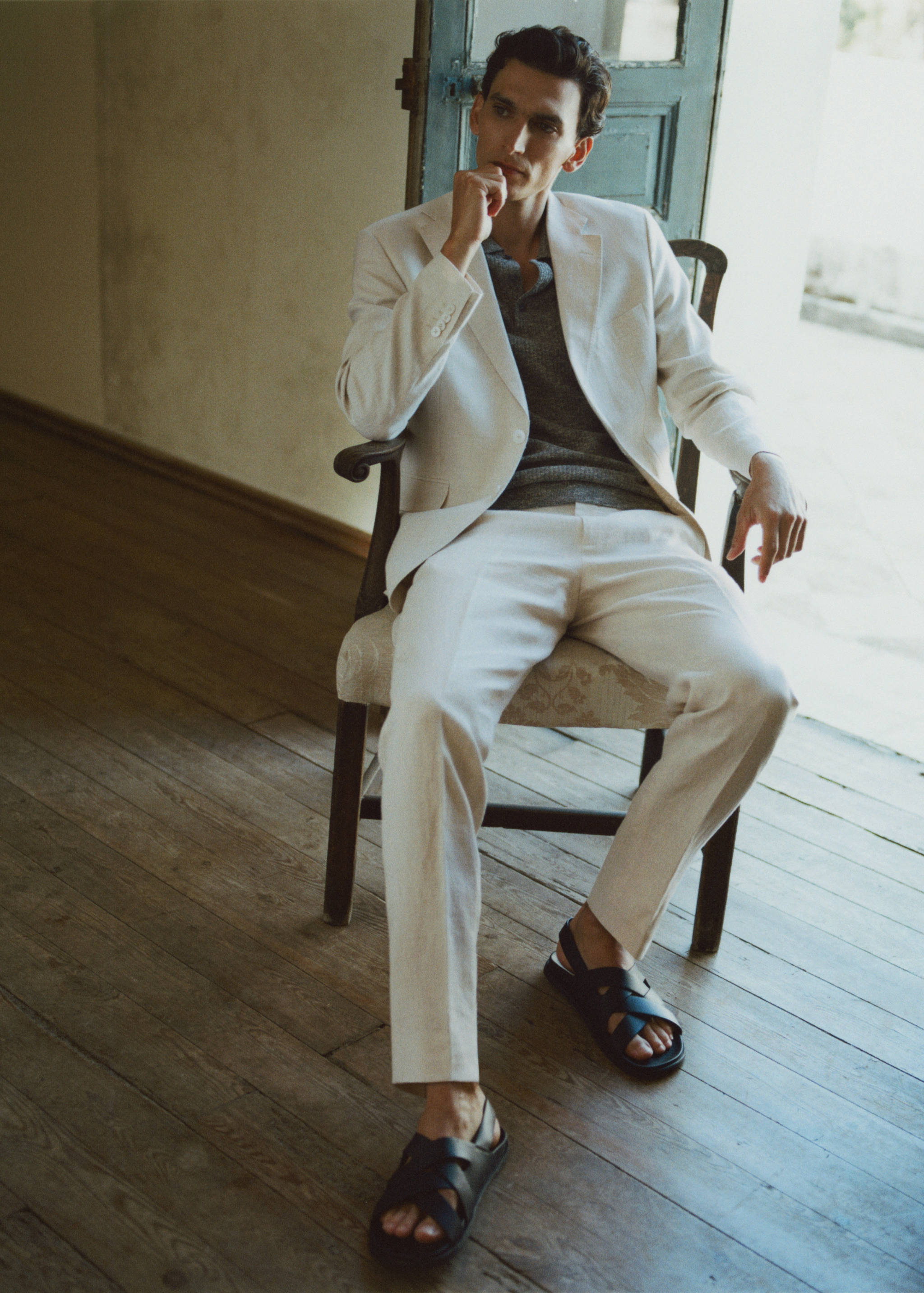 Amalfi 100% linen slim-fit suit jacket - Details of the article 6