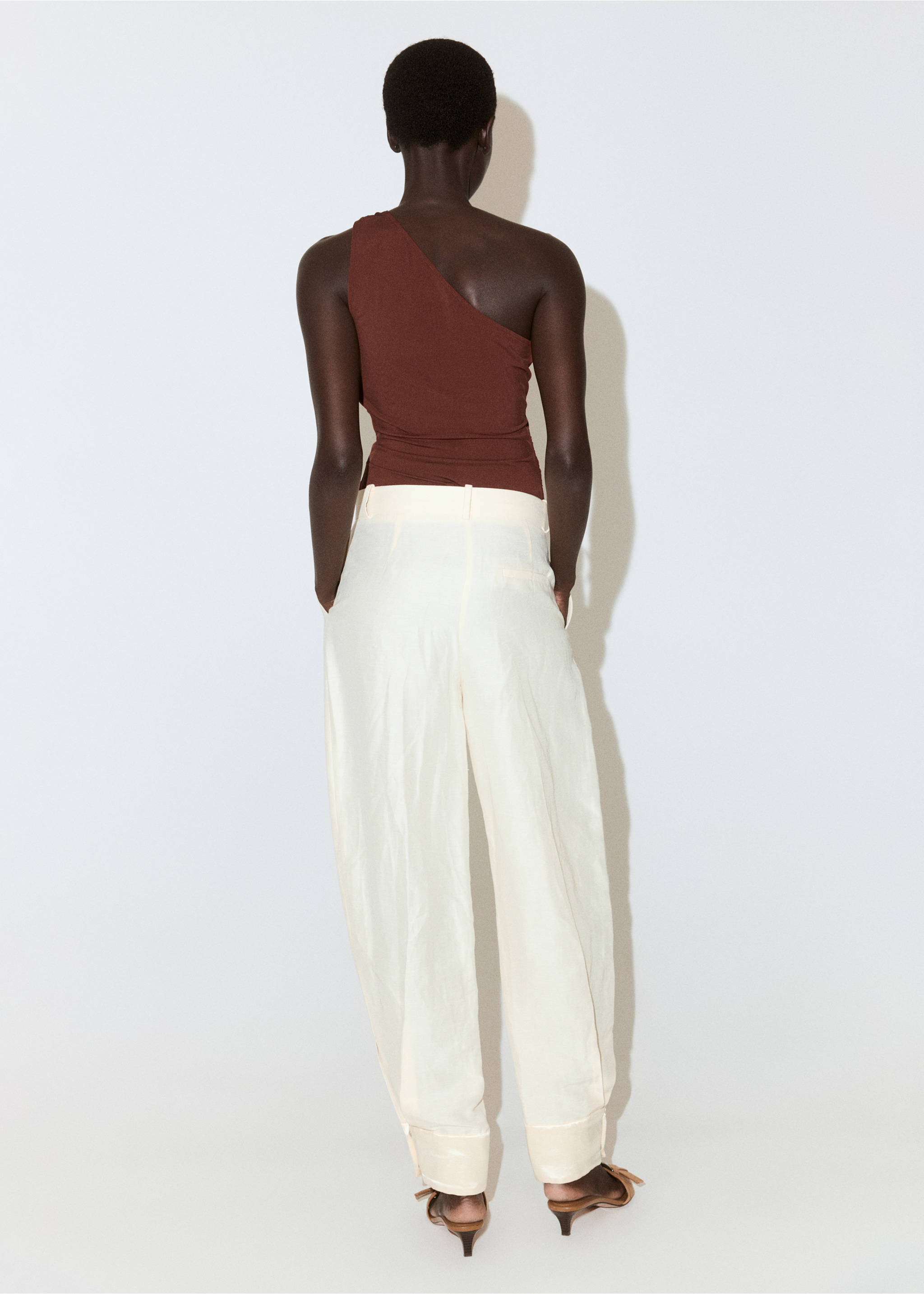 Asymmetric appliqué top - Reverse of the article, Burnt Orange. Ref: 37081393-00.