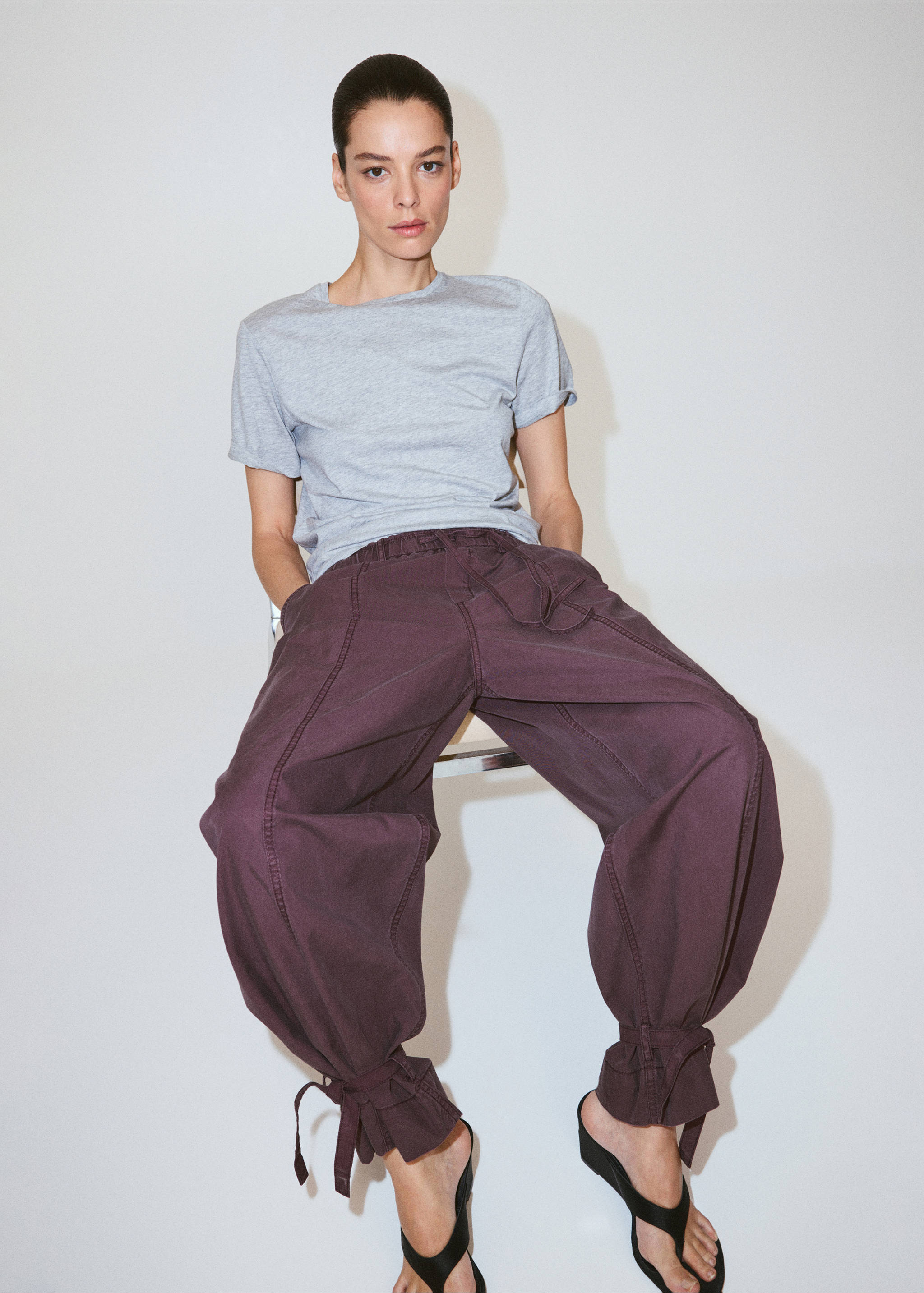 Baggy trousers with ties - Details of the article 3, Purple. Ref: 37081397-00.