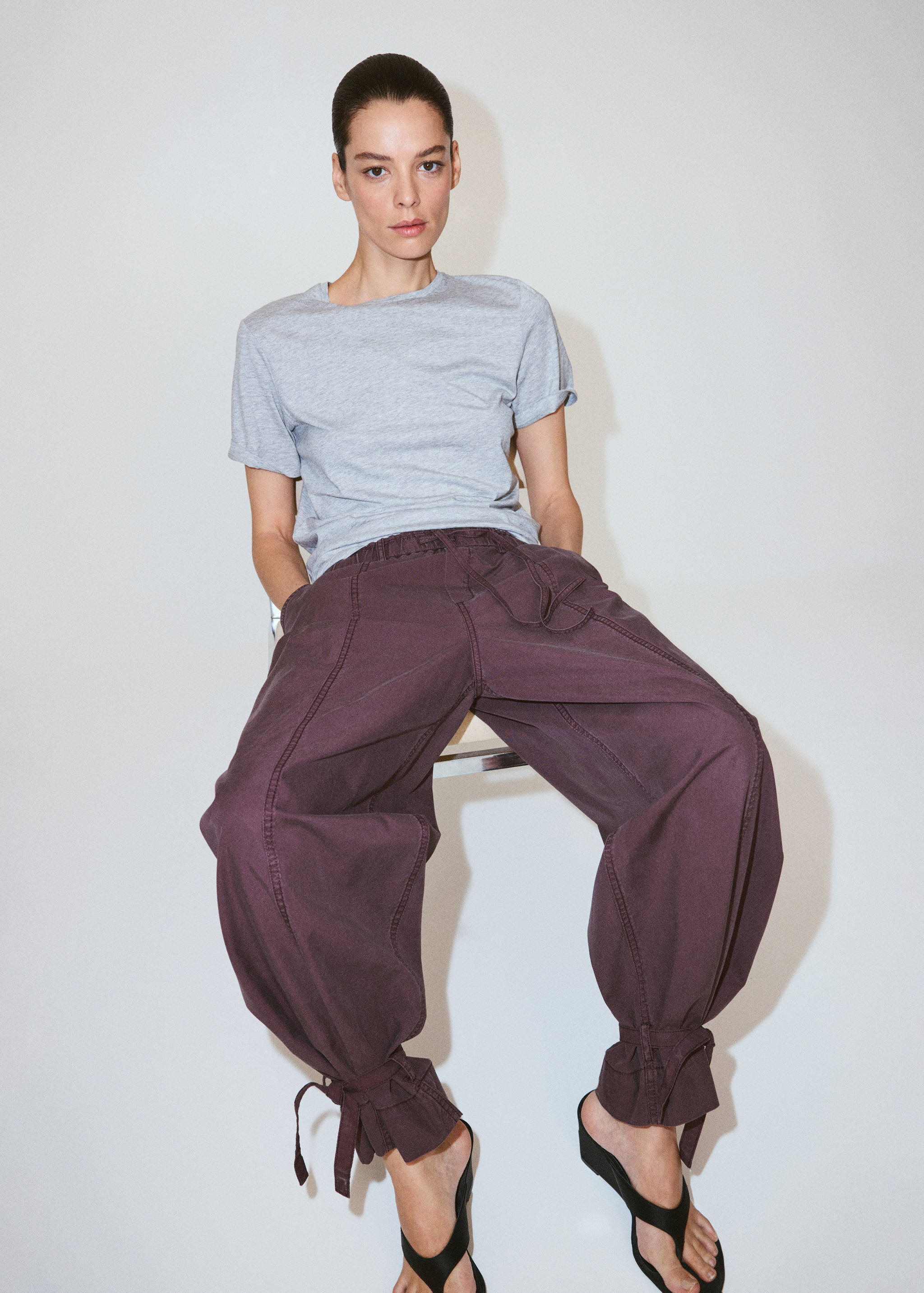 Baggy trousers with ties - Details of the article 3