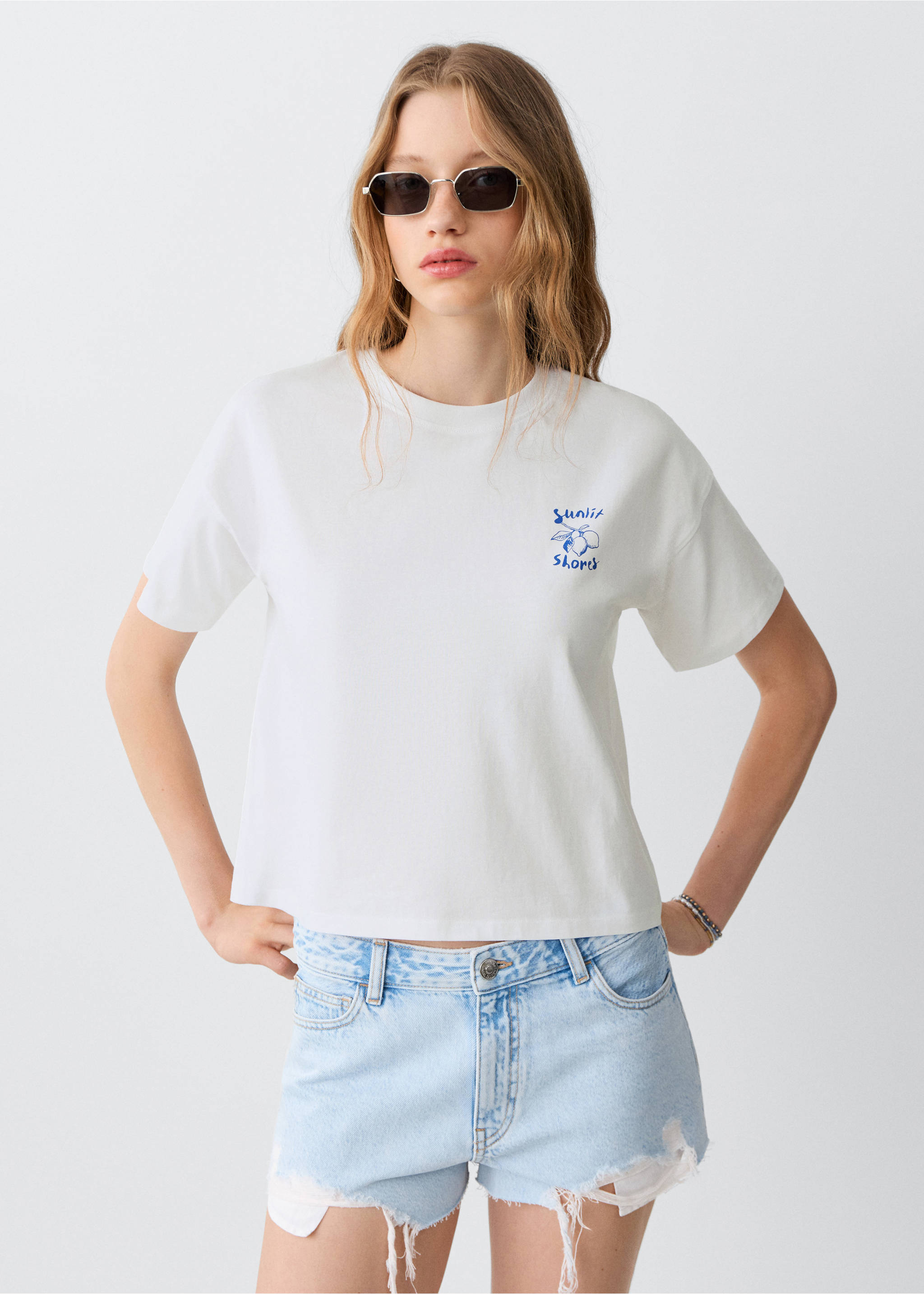 T-shirt en coton imprimé - Plan moyen, Blanc cassé. Ref: 37081411-00.