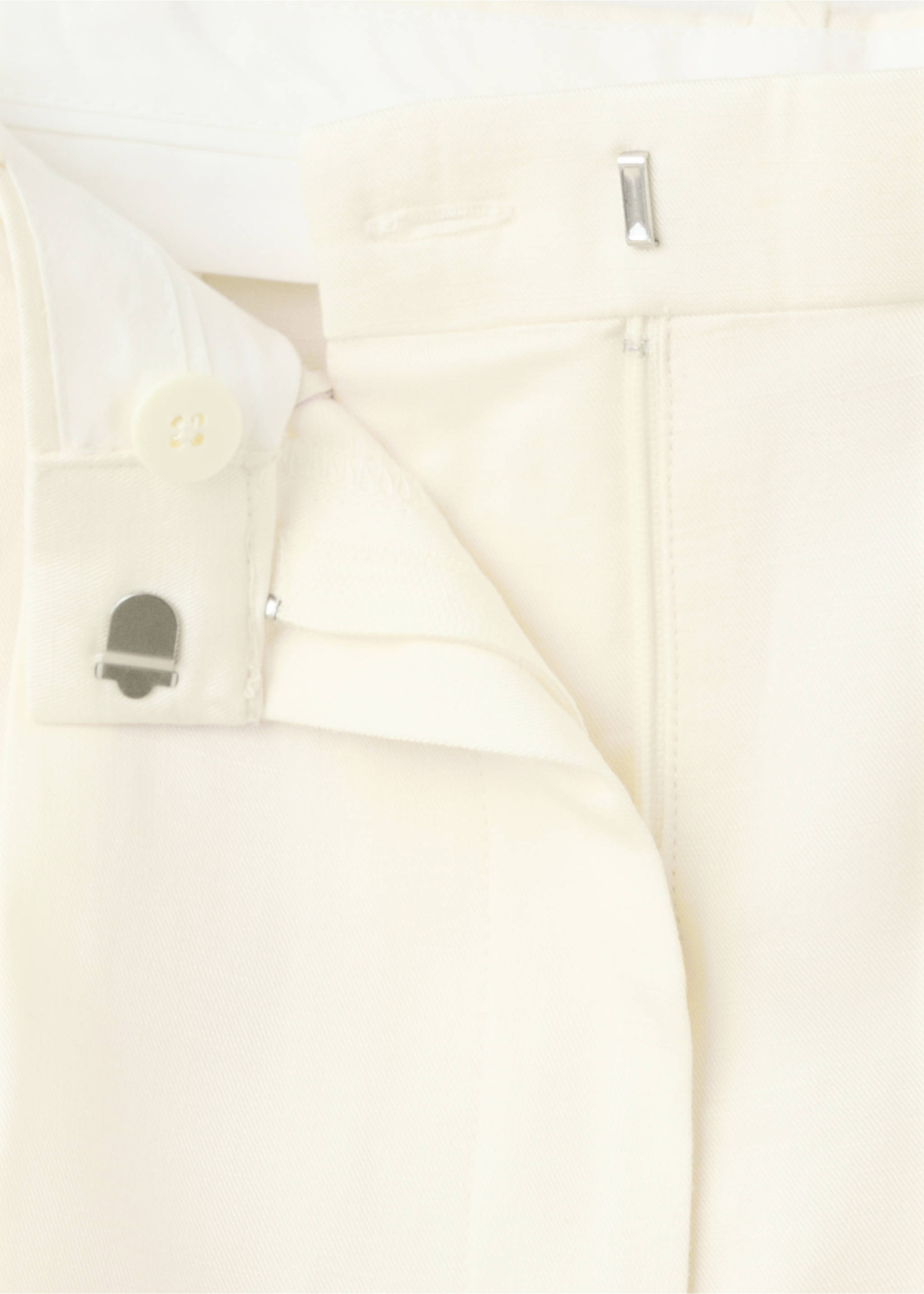 Straight linen Bermuda shorts - Details of the article 8, Off White. Ref: 37081416-00.